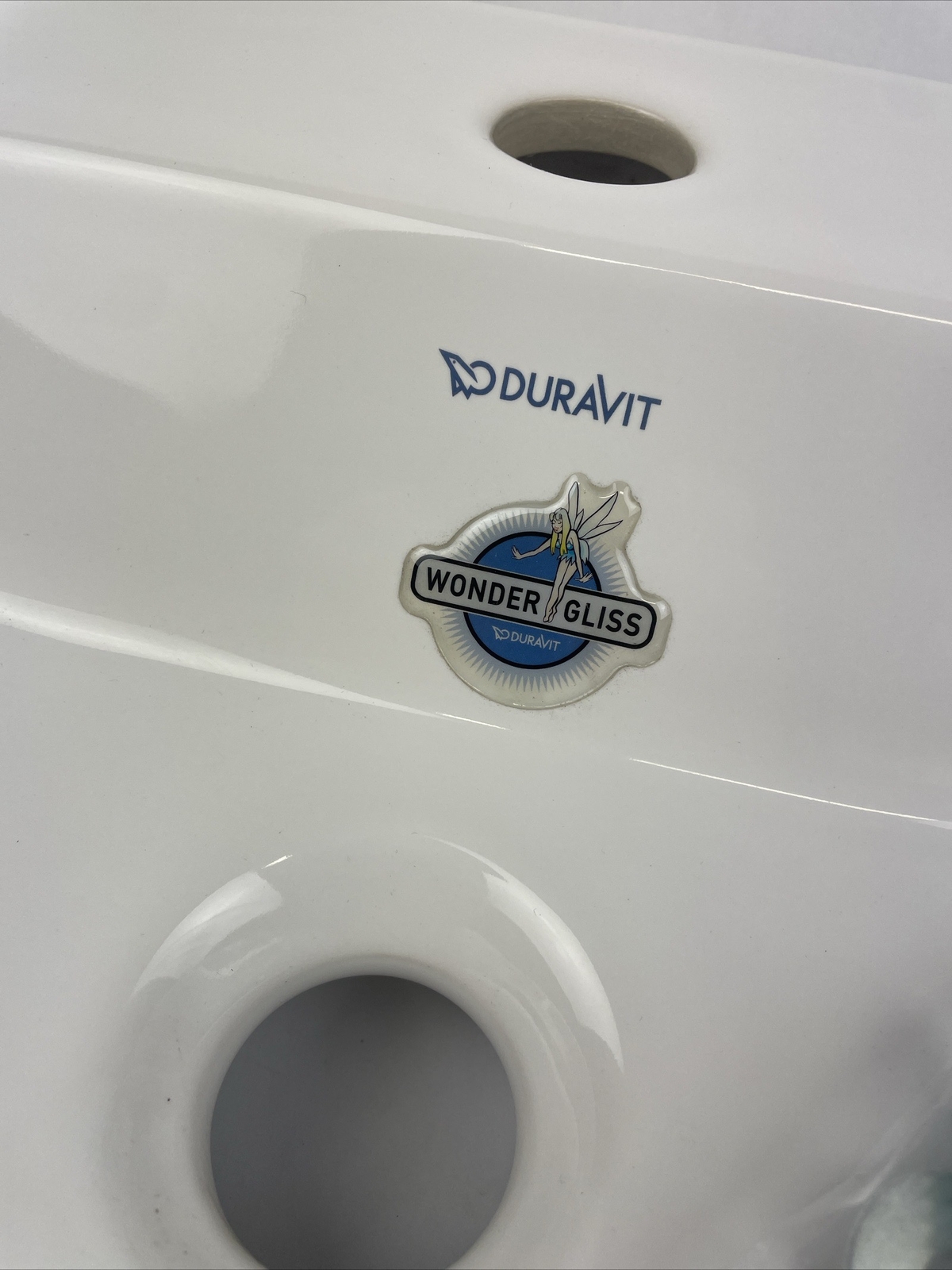 Duravit 079050 00 001 White Wall-Mount Sink Wash Basin 19.5″ w/ Wonder Gliss