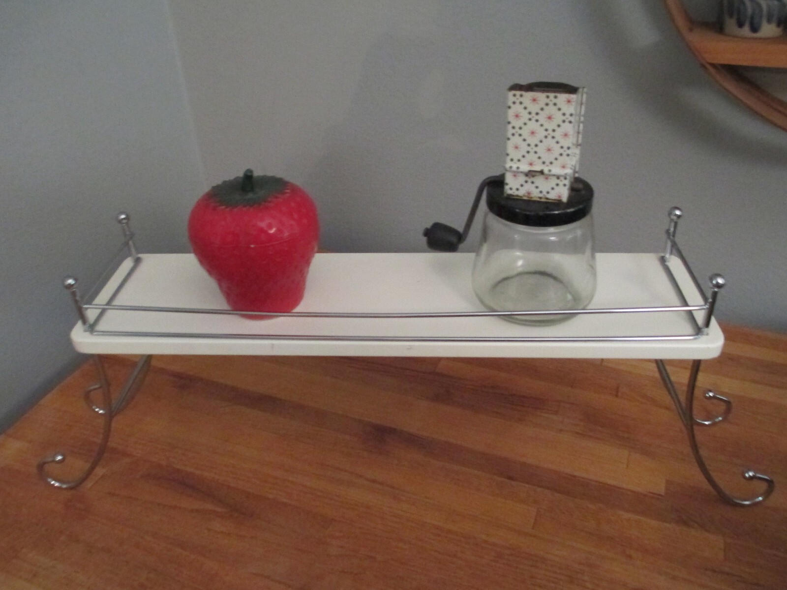 Vanity Shelf,Vintage Mid Century Modern,Knick/Knack Shelf