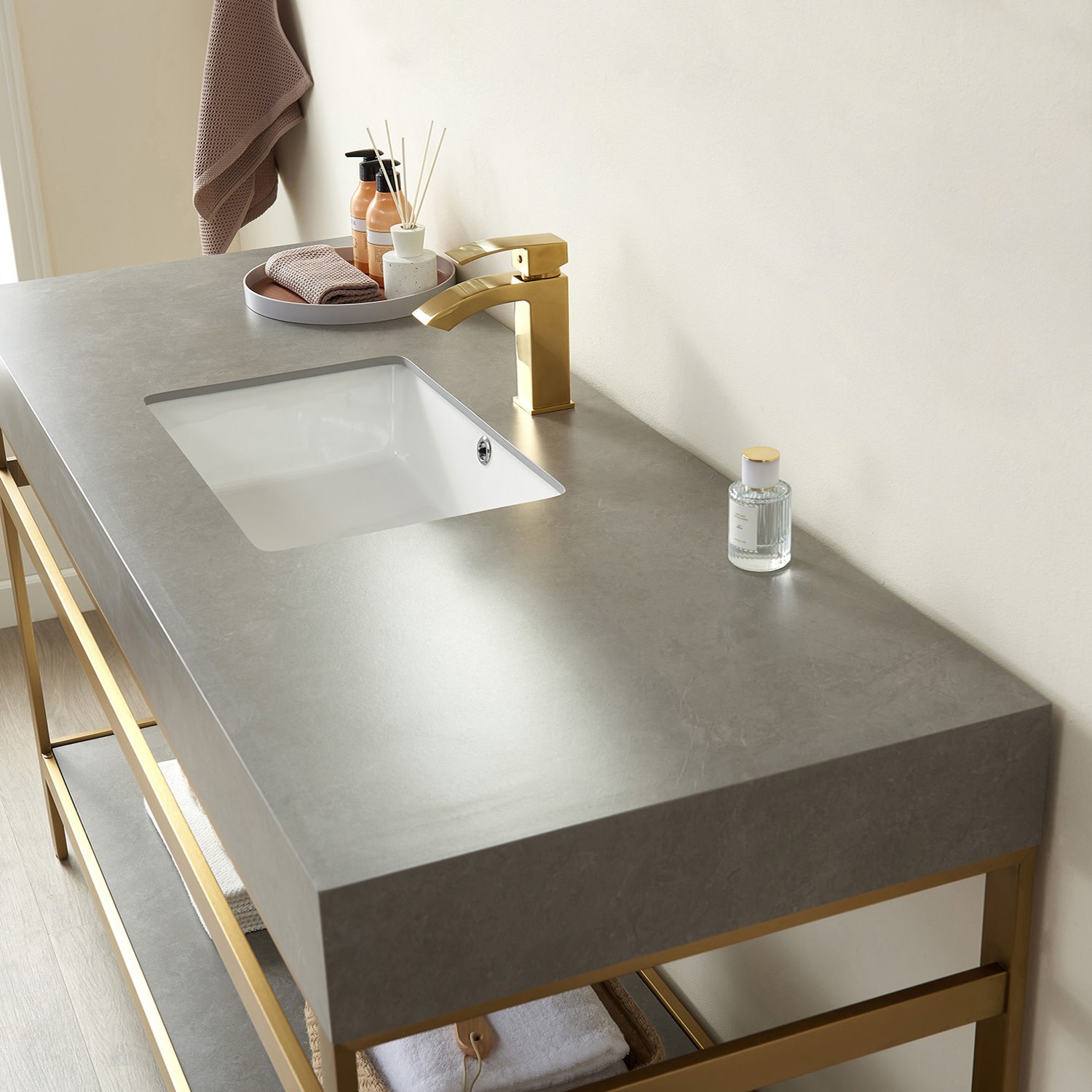 Miseno MV702560-NM Funes 60″ – Matte Black / Gray