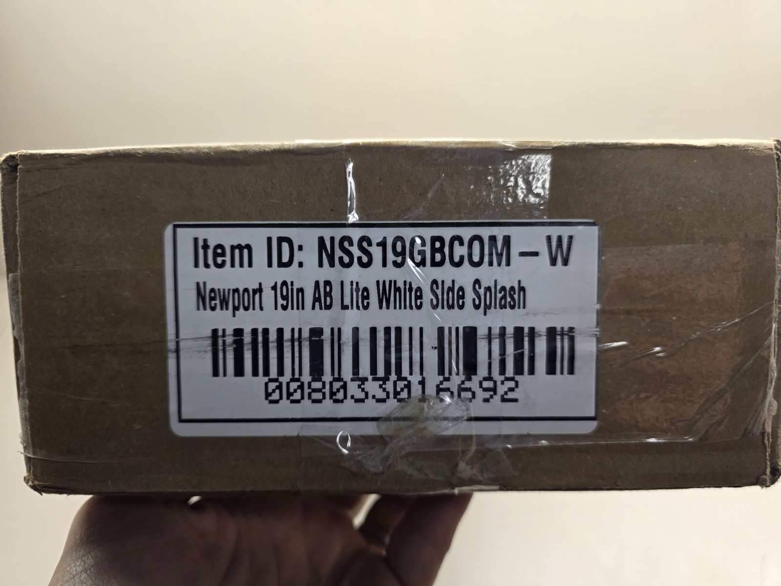 Glacier Bay Newport Cultured Marble Lite Sidesplash in White 17.6″ NSS19GBCOM-W