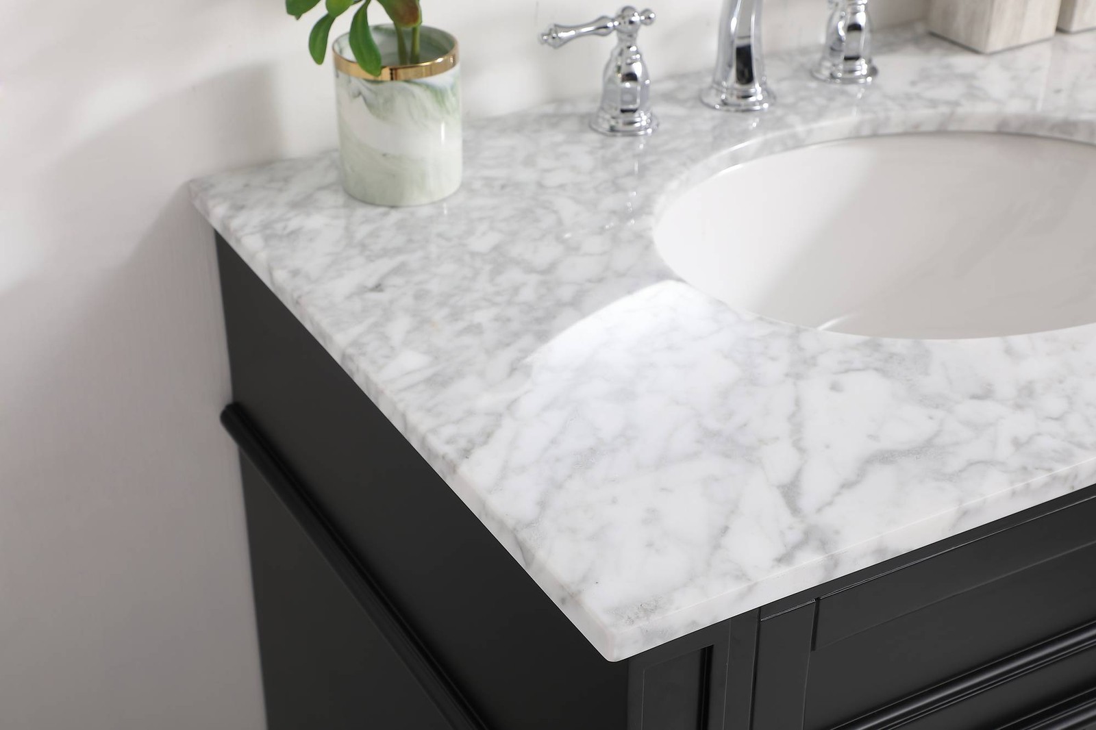32 Inch Single Bathroom Vanity