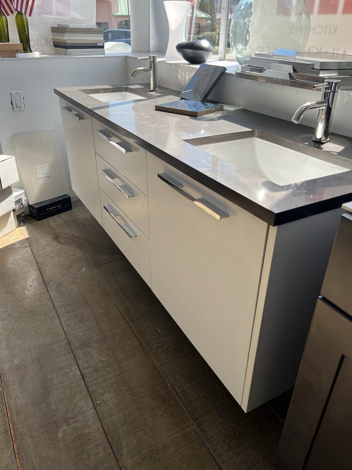 Floating Vanity With Double Sink Blum Drawers Showroom Display Model White Acrlc