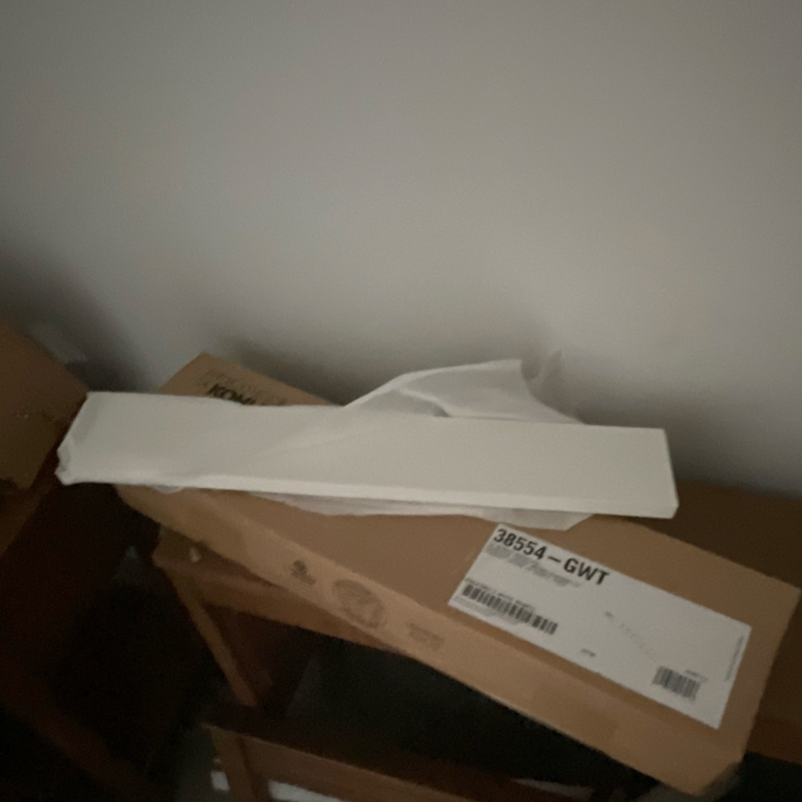 Kohler Quartz Sidesplash White 4” x 21-11/16″ x 2″