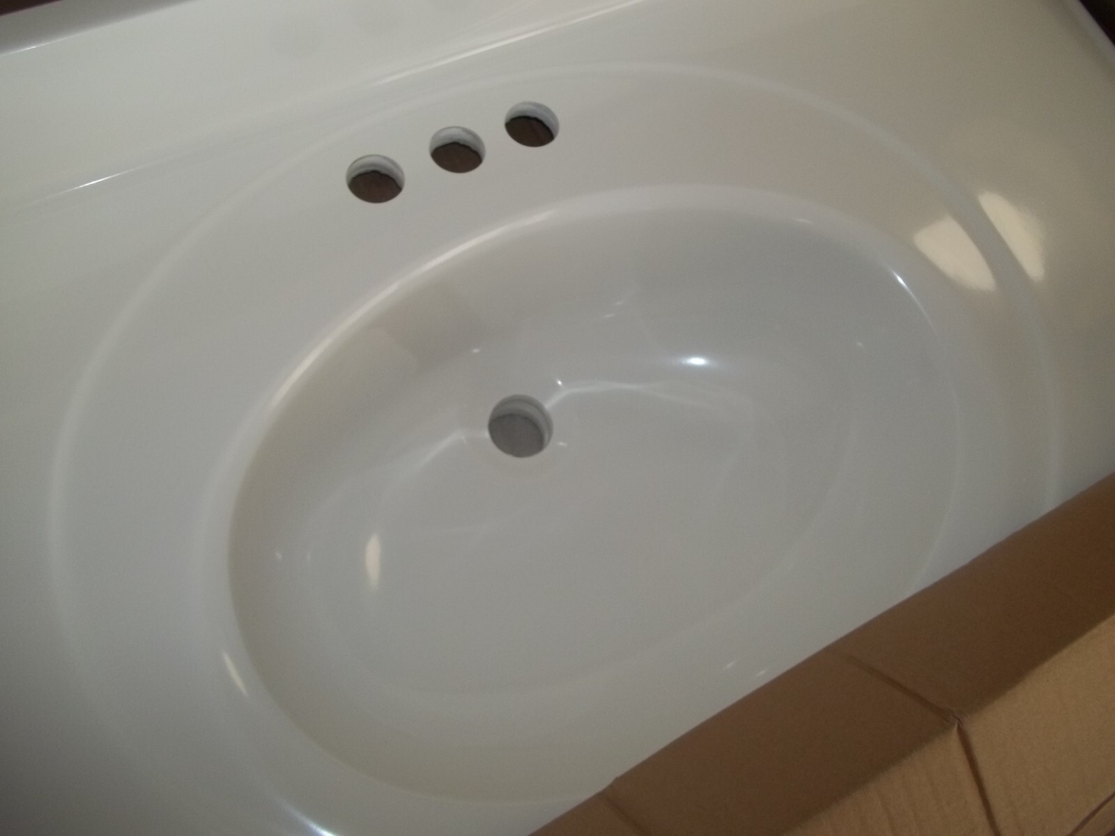 White 37″x22″ Cultured Marble white Vanity Top With Backsplash
