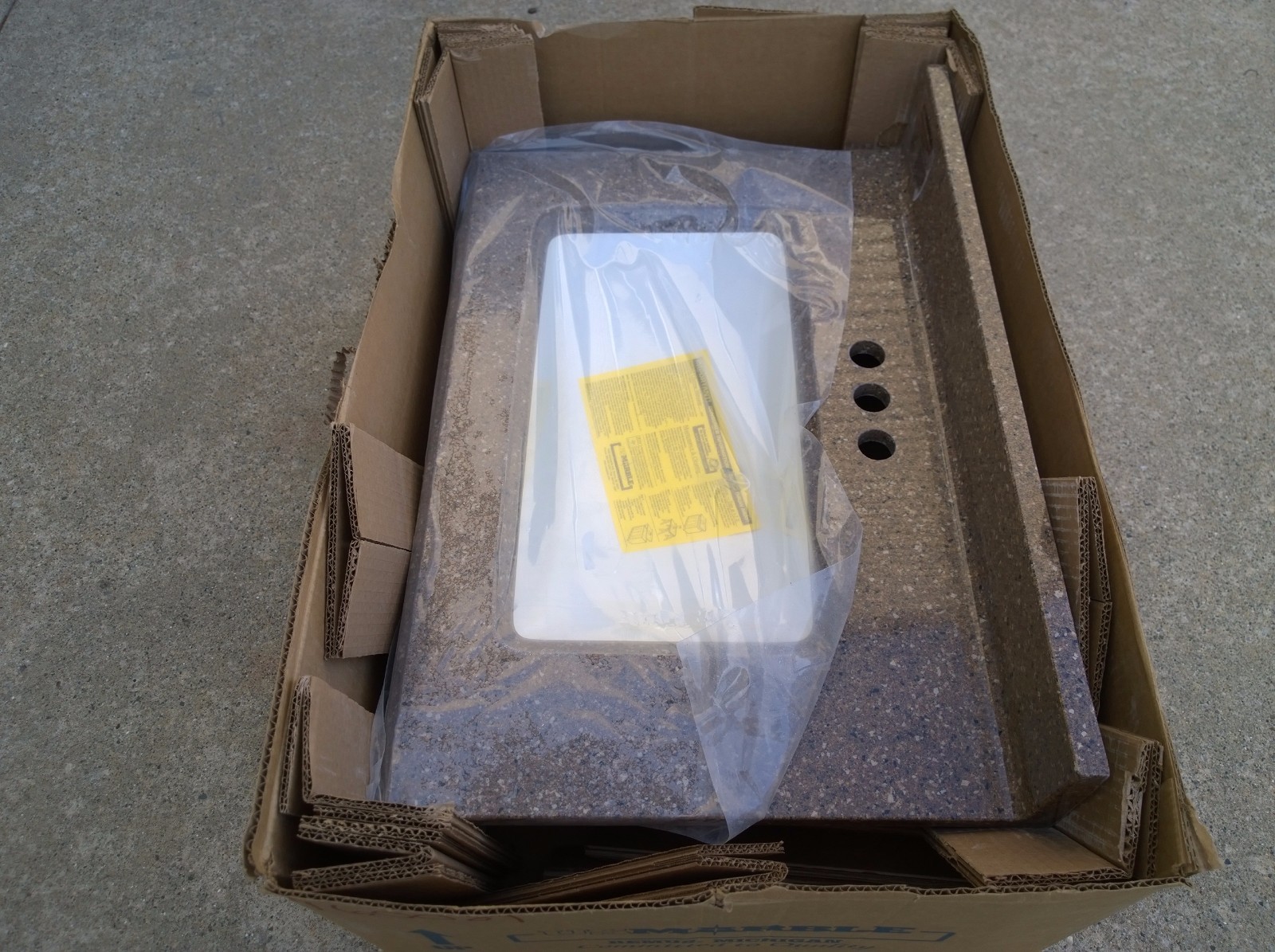 NIB Nice Premium Bathroom Vanity CULTURED GRANITE TOP & CERAMIC SINK 28″x17″