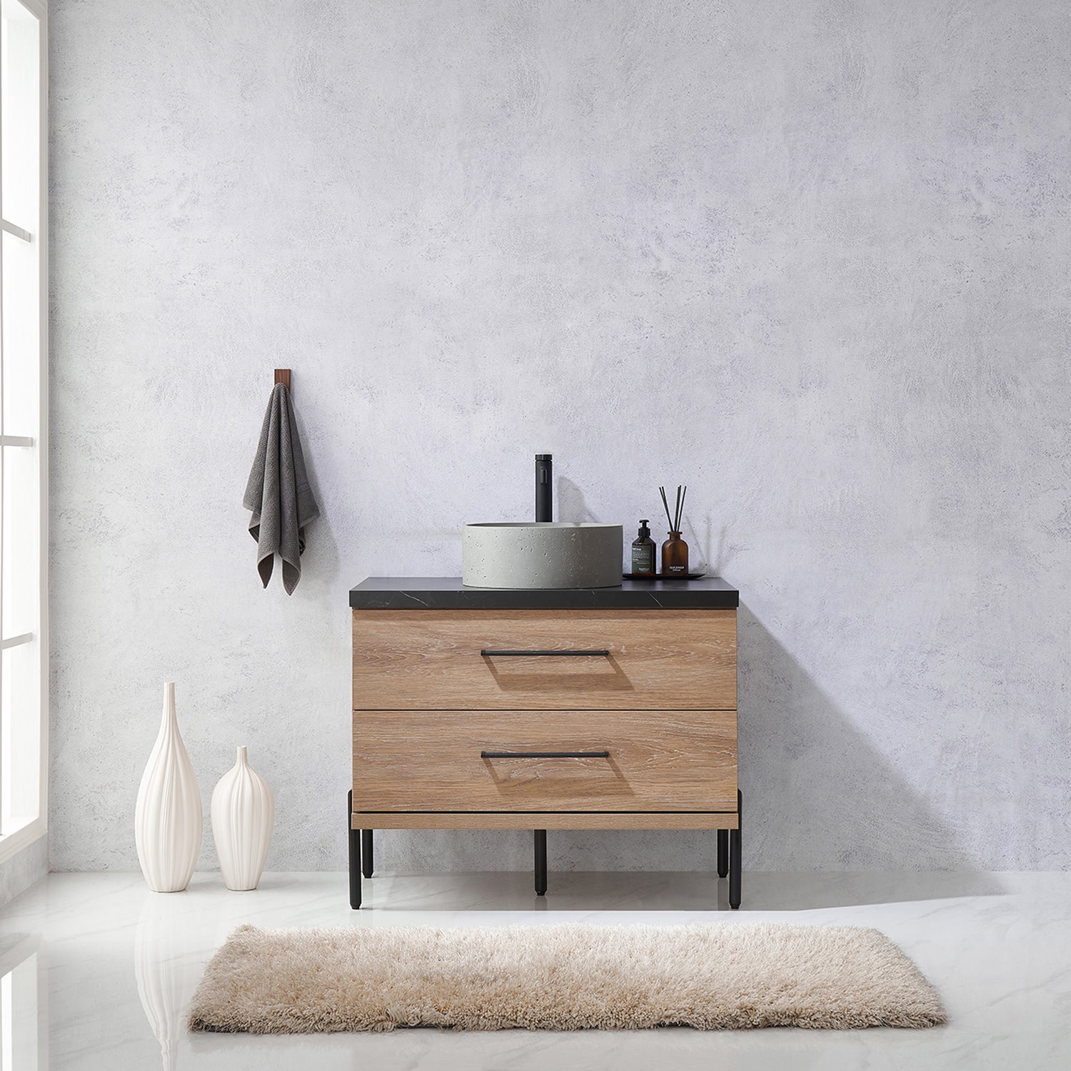 Miseno MV-NM-705136R Trento 36″ – North American Oak / Black