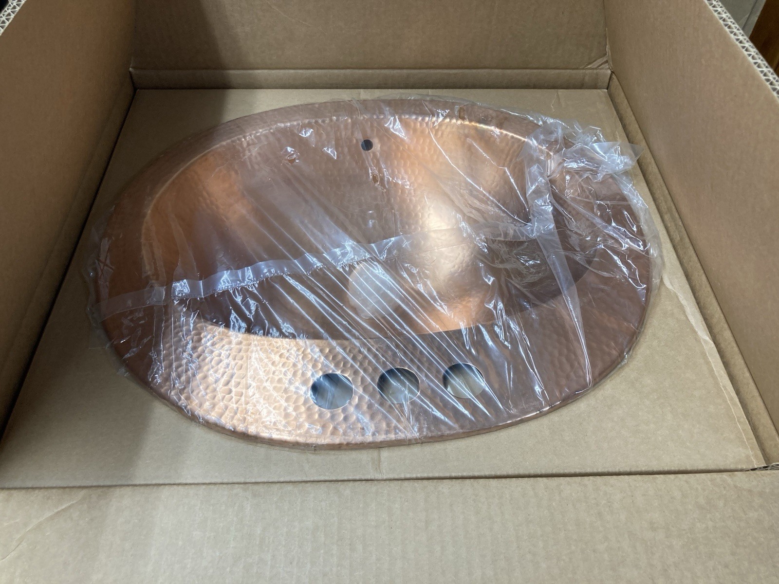 BRAND NEW-Sinkology Seville 20 inch hand hammered Copper drop in sink