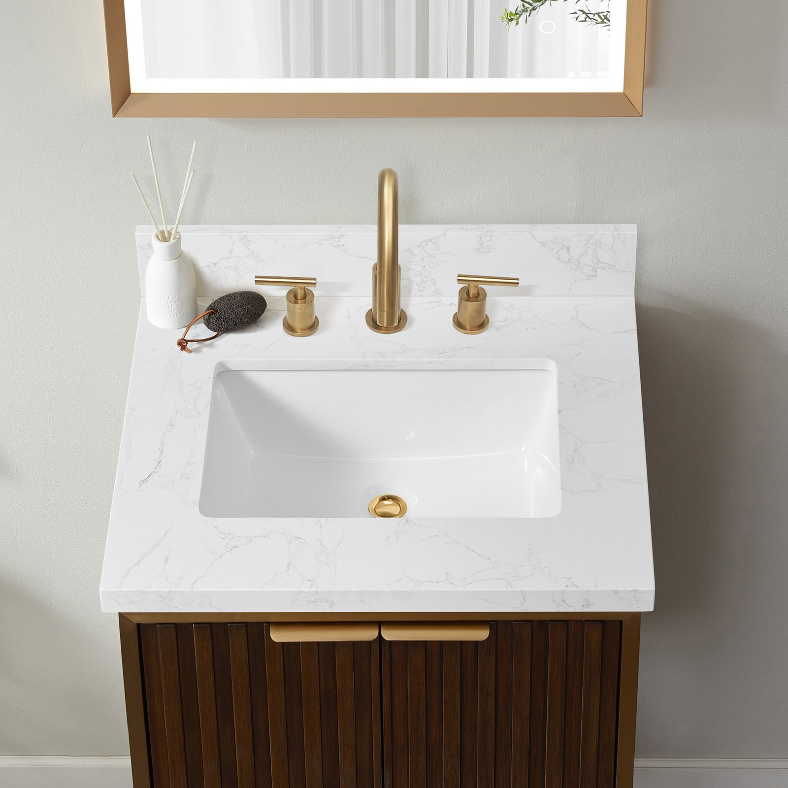 Jaen 25″W x 22″D Composite Stone Vanity Top in Grain White with Ceramic Sink