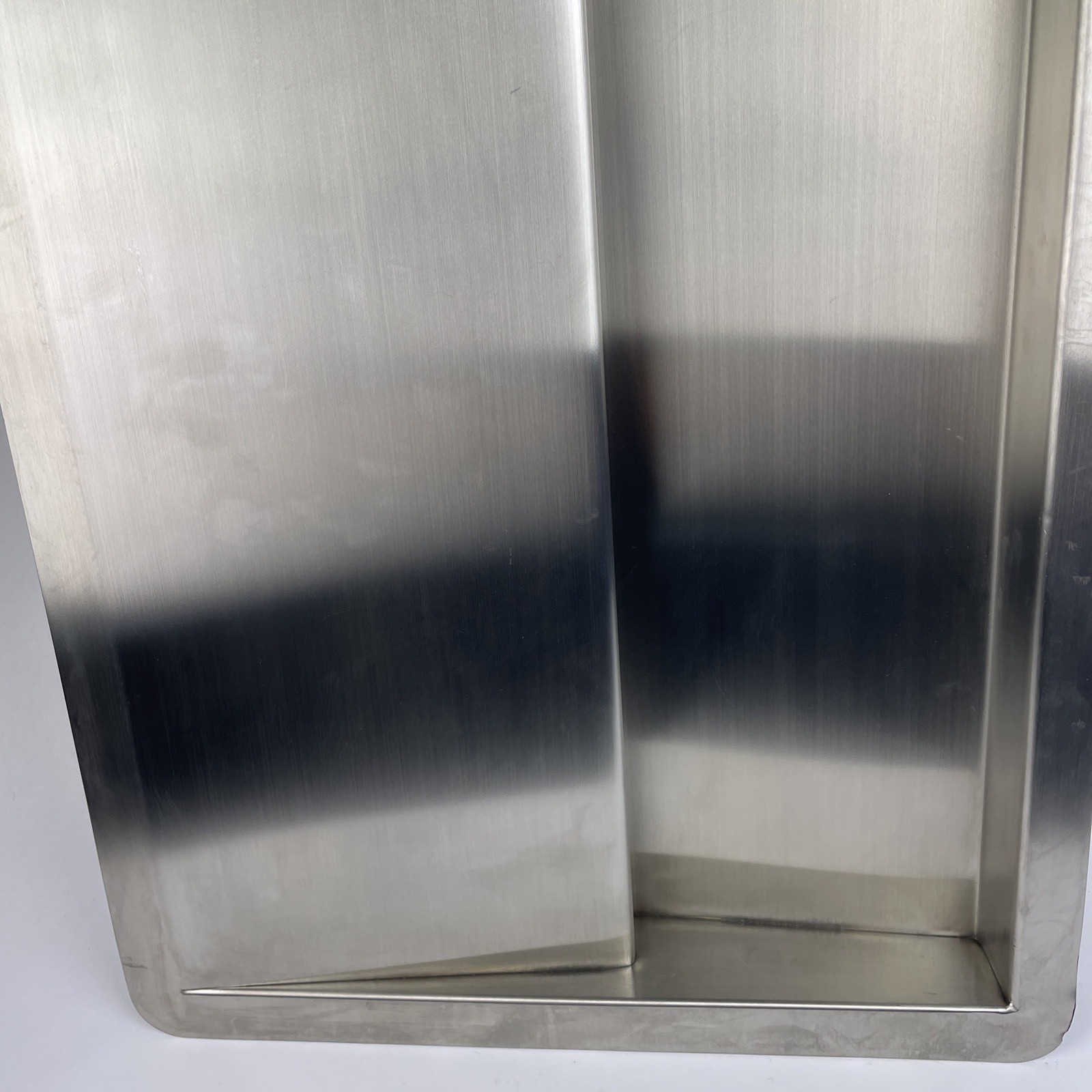 NEO METRO Collection Shallow EBB Basin 38″ x 16″ Under-Mount Sink Stainless