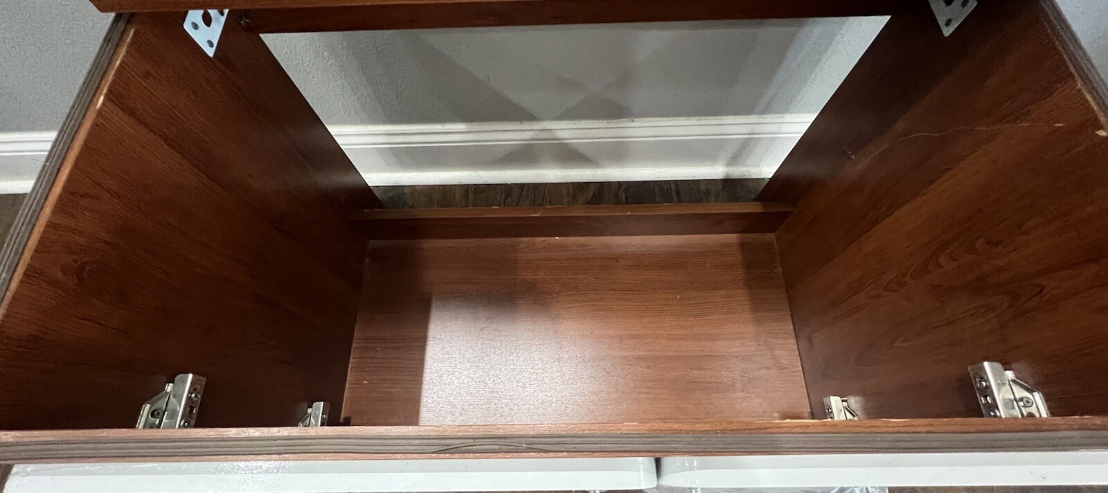 Modern Scandinavian Floating Bathroom Vanity Cabinet & Mirror With Shelving