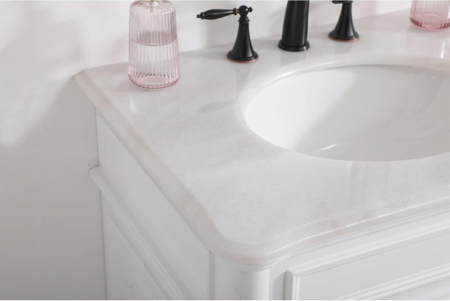 Elegant Lighting – VF30430AW – 30 inch single bathroom vanity in Antique White