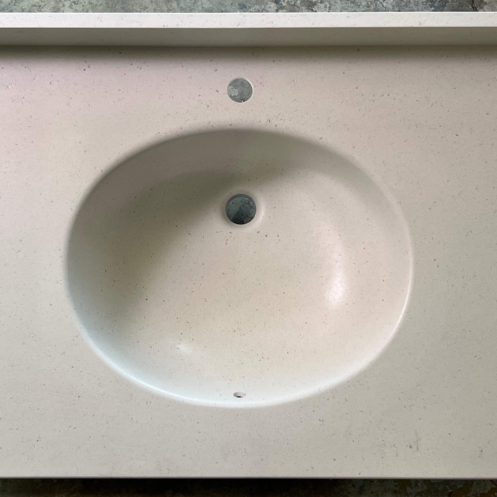 SWANSTONE Vanity Top Bir 21.5″W x 49″L White VT02249