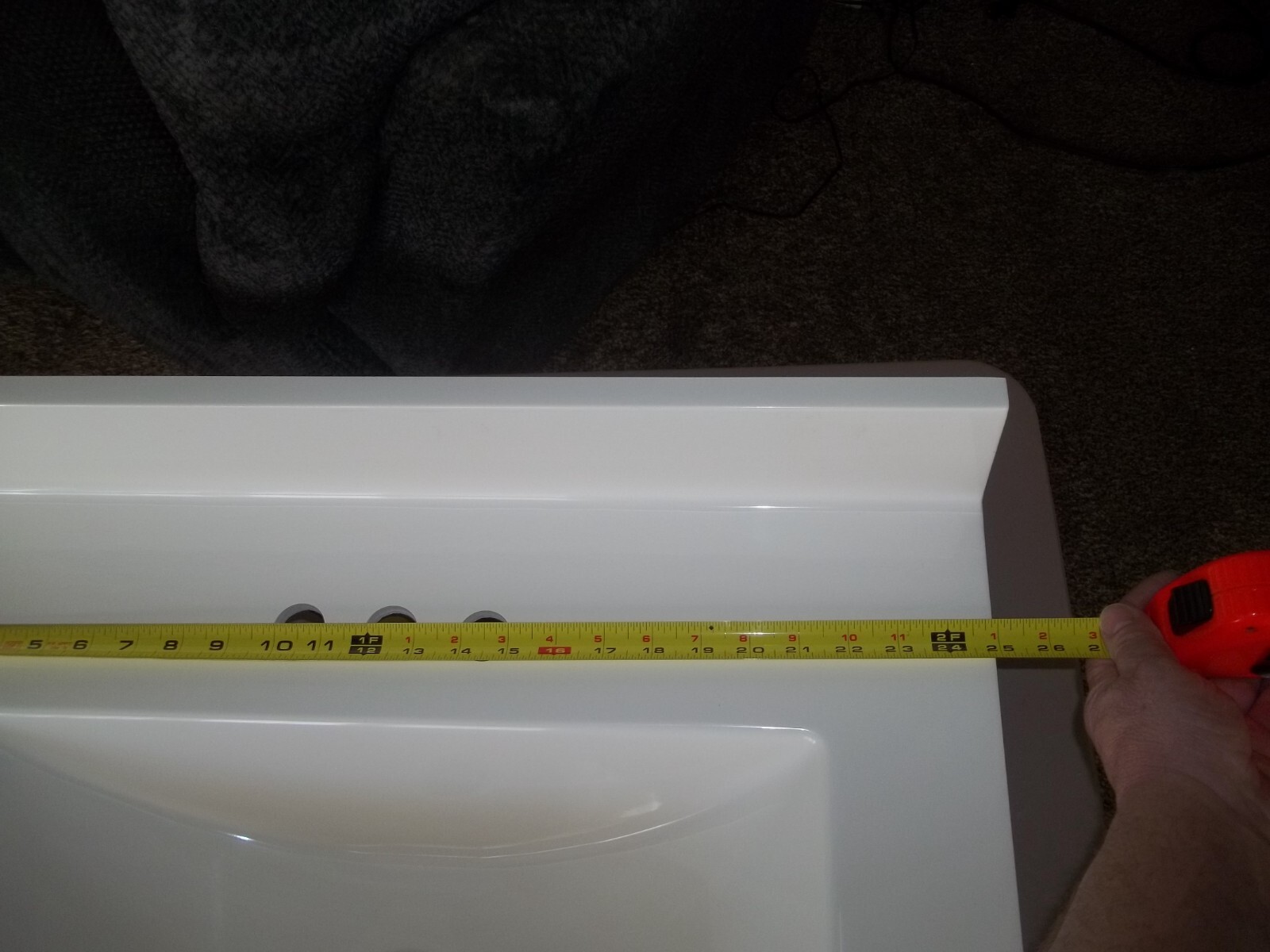 Cotton White 25″x22″ Cultured Marble Vanity Top With Backsplash