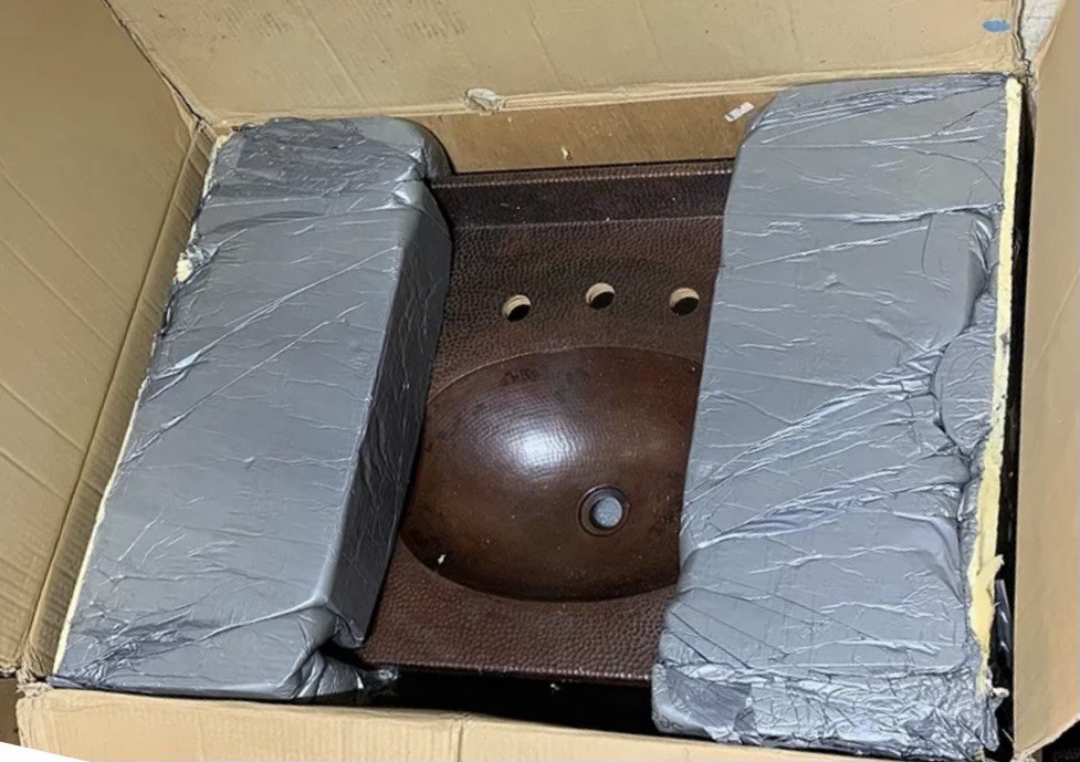 Native Trails Sedona Reclaimed Antique Copper 30-inch Vanity Top With Sink- NEW