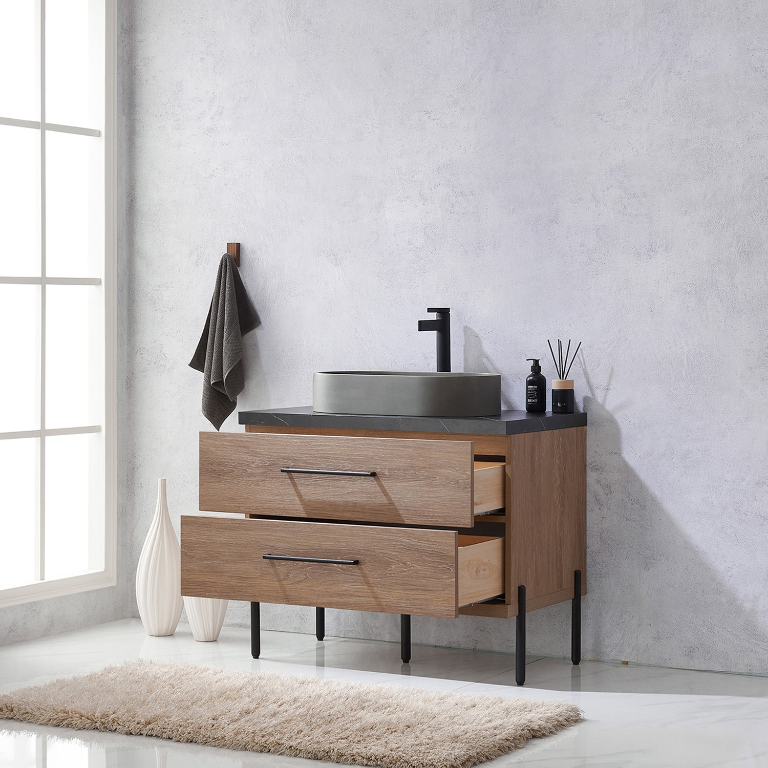 Miseno MV-NM-705136O Trento 36″ – North American Oak / Black