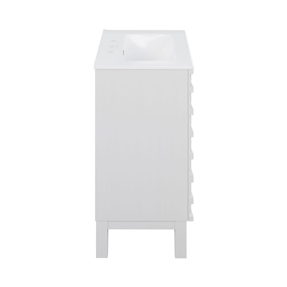Swiss Madison SM-BV470-3 Cascade 24″ – Black Oak / White