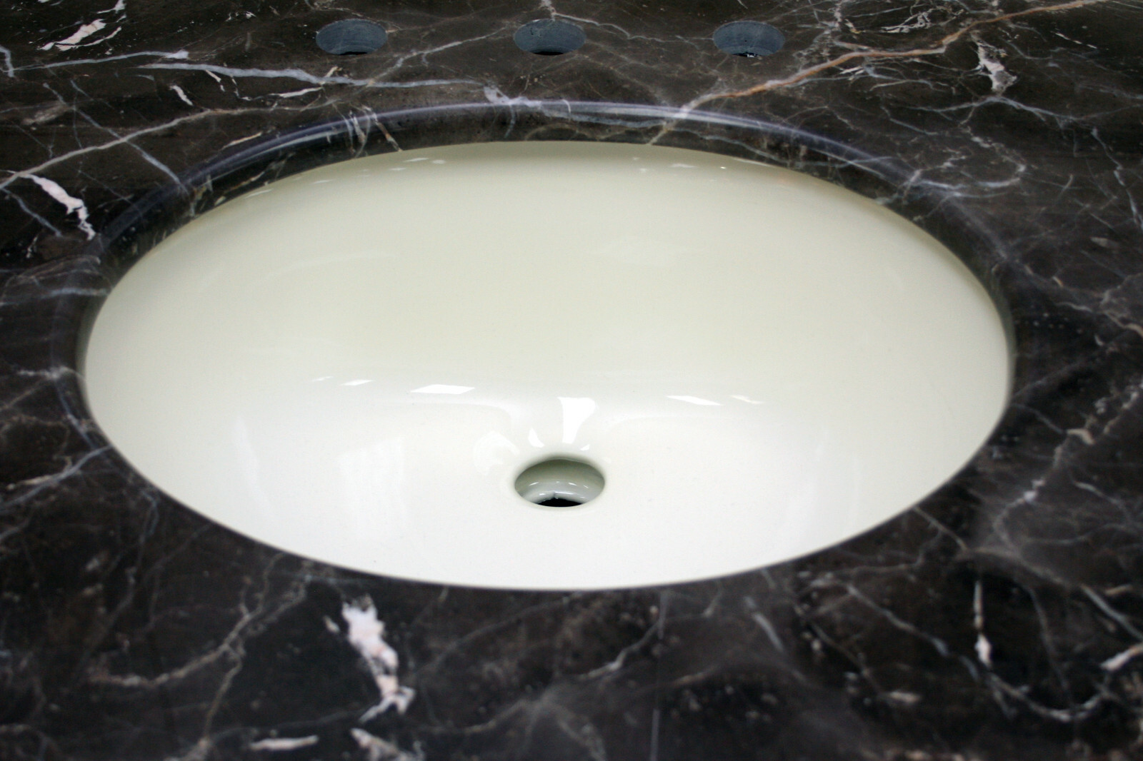 60-Inch Contemporary Style Double Sink Bathroom Vanity Model 2412-ES MXC