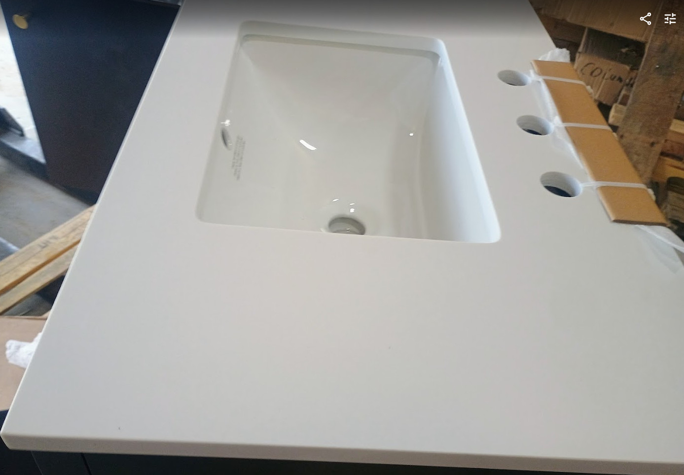 Miseno MV-N254-V30 Isadore 30″ Free Standing 1 Basin Vanity Black Light Damage
