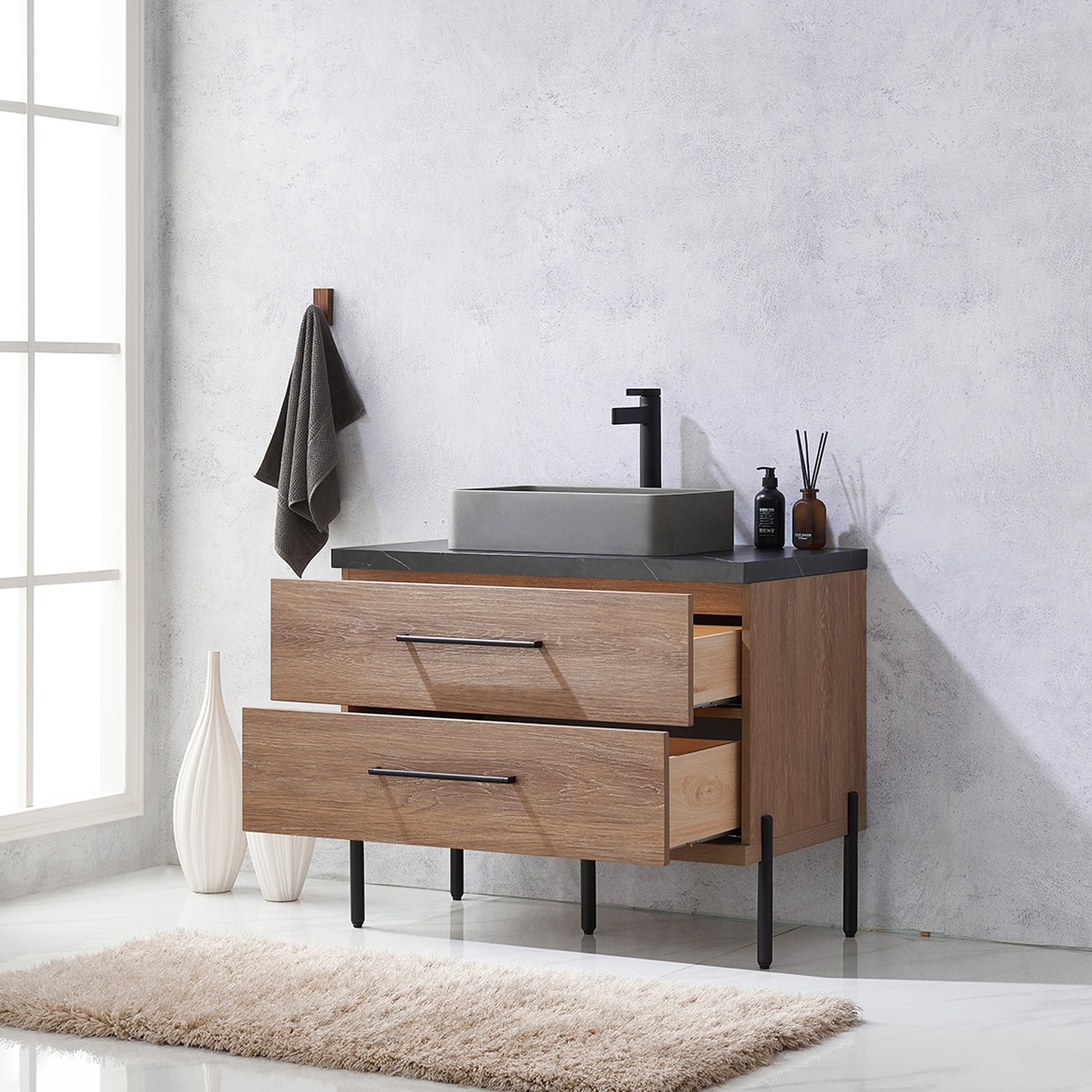 Miseno MV-NM-705136S Trento 36″ – North American Oak / Black