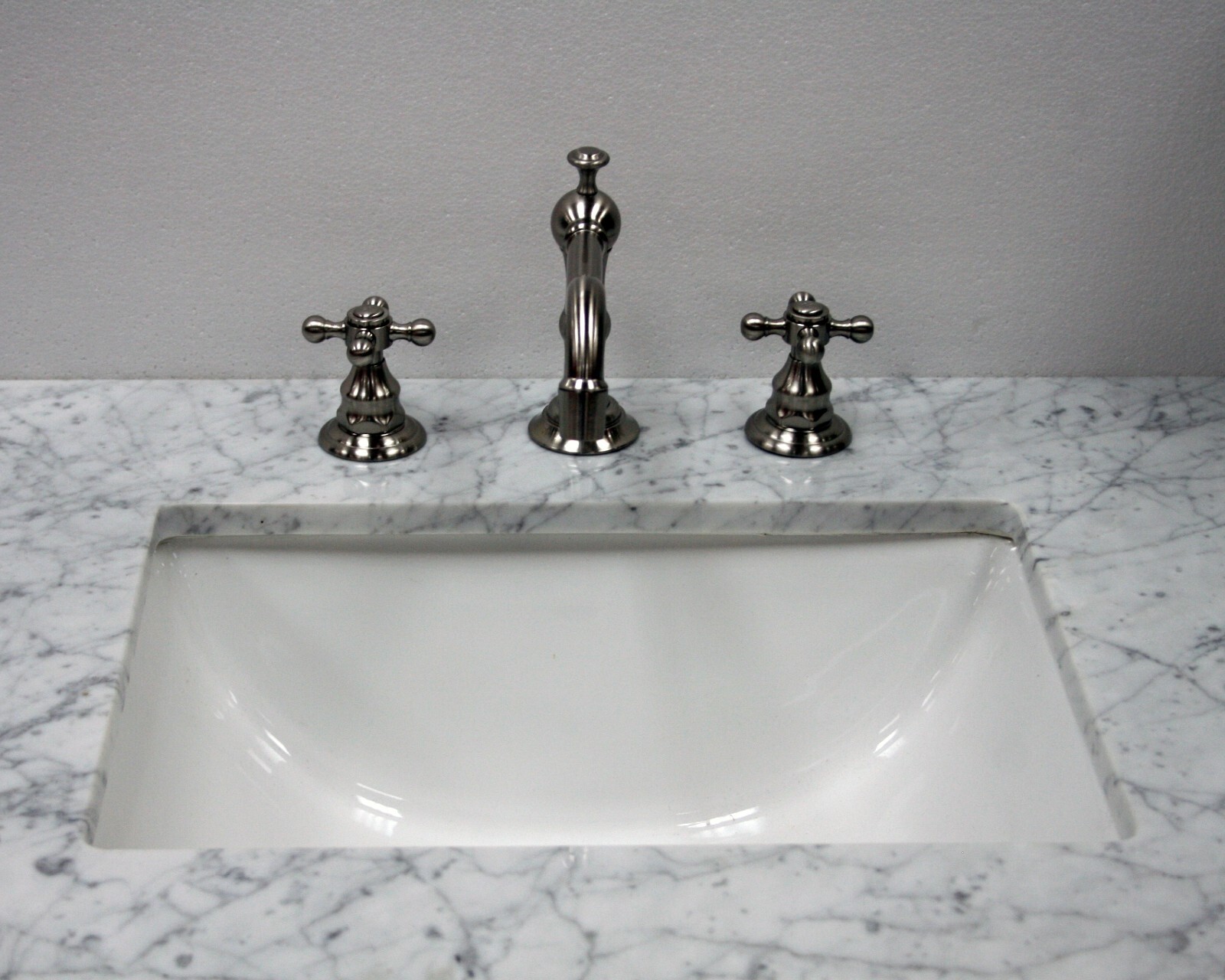 42-Inch Contemporary Style Single Sink Bathroom Vanity Model 130-42 GK