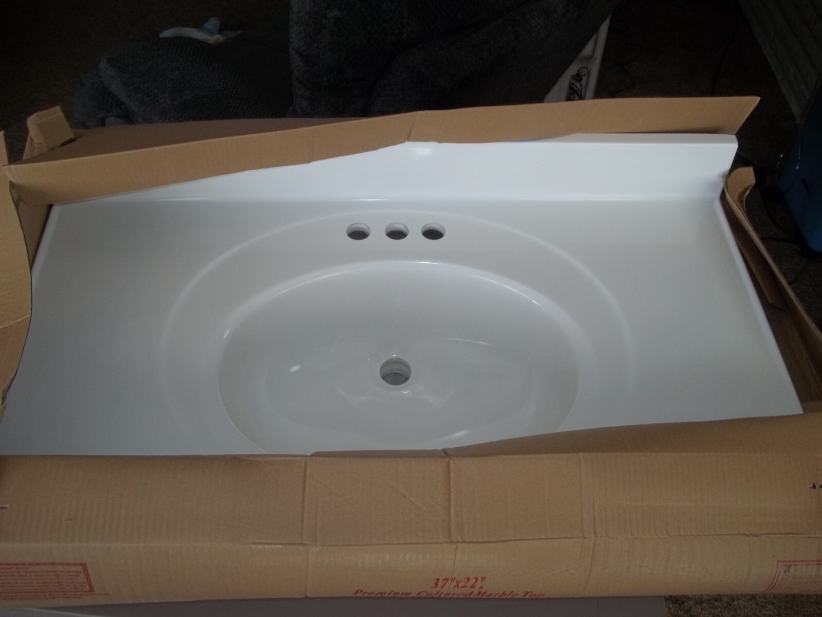 White 37″x22″ Cultured Marble white Vanity Top With Backsplash
