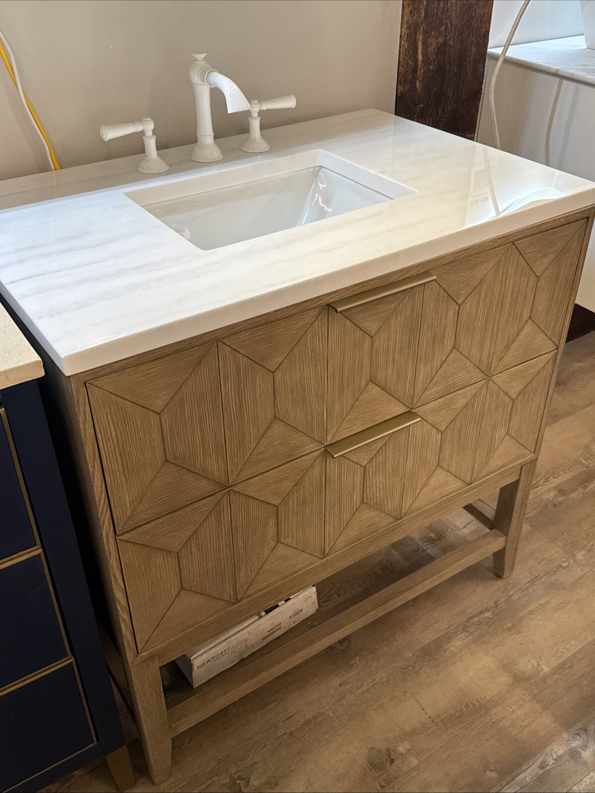 James Martin 36″ Ash Vanity Set Quartz Top Three Hole White Newport Faucet