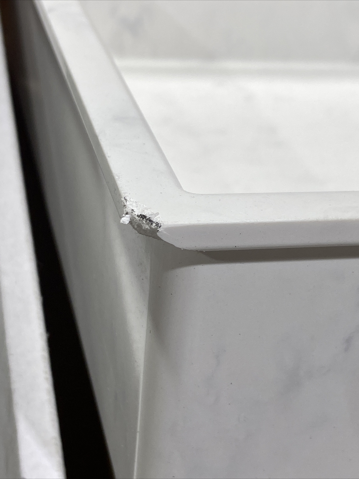 Samuel Mueller – 15″ x 15″ Monterey Solid Surface CMMA Storage Pod – Carrara