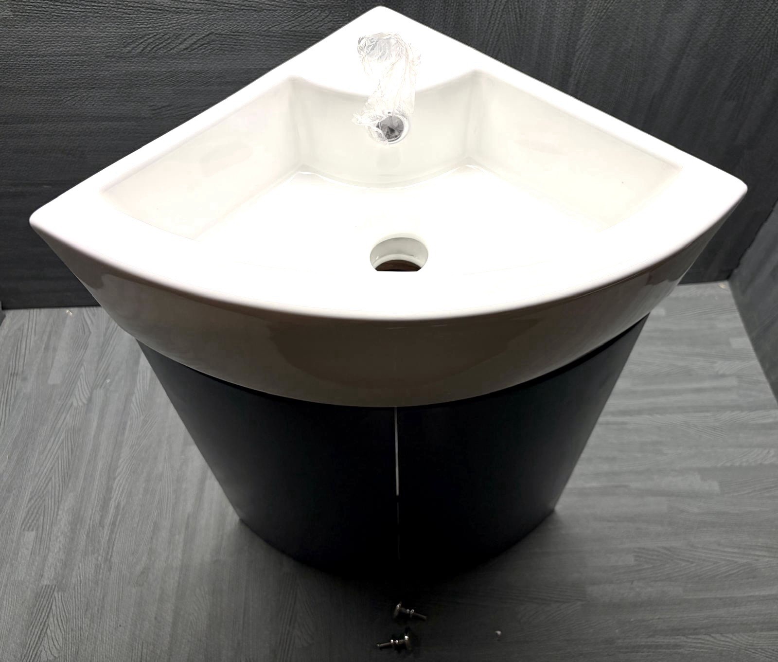 Wall Mounted Corner Single Bathroom Vanity New ARTCHIRLY With Ceramic Vanity Top