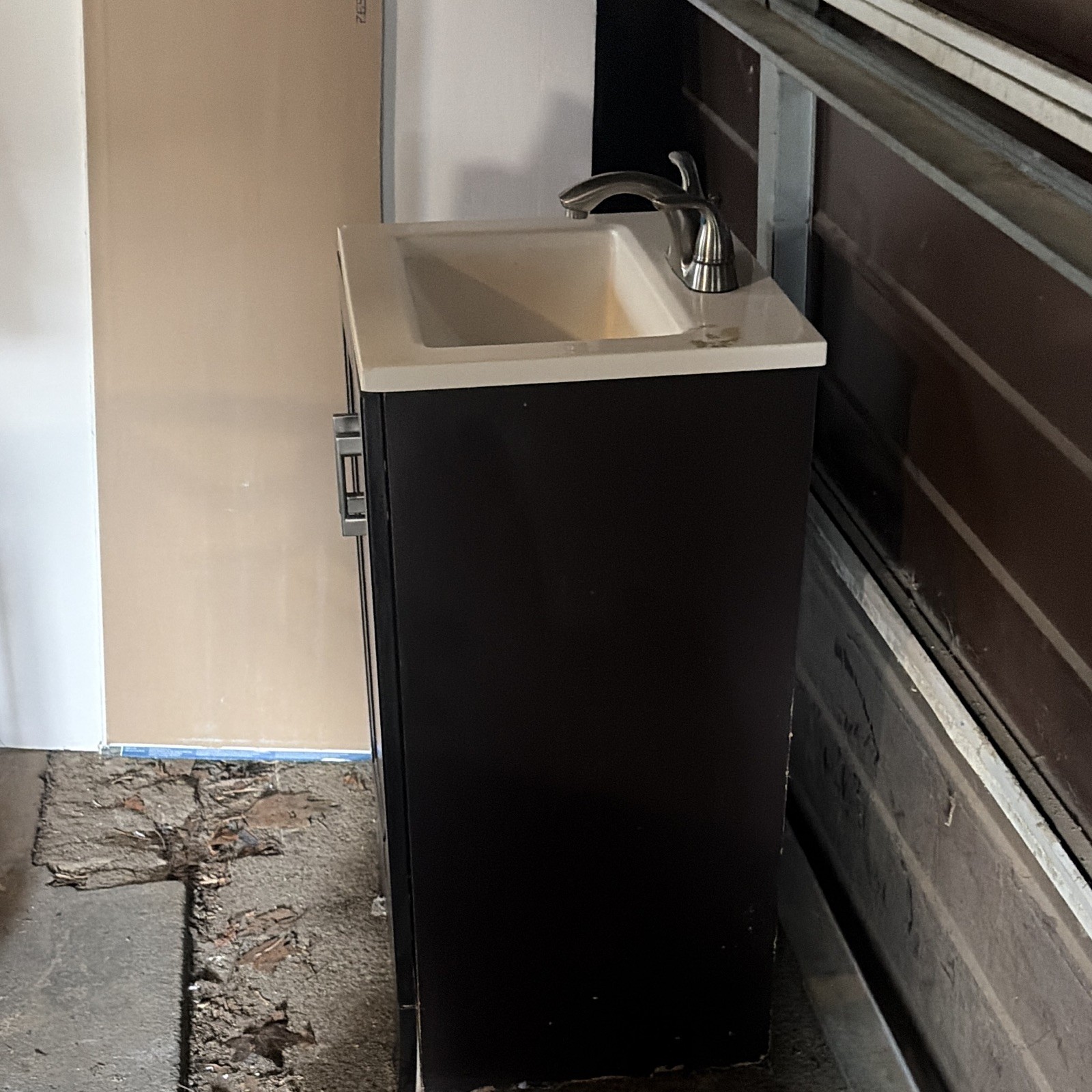 Black/White Freestanding Single Sink Wood Vanity w/ Cupboard 33x18x34