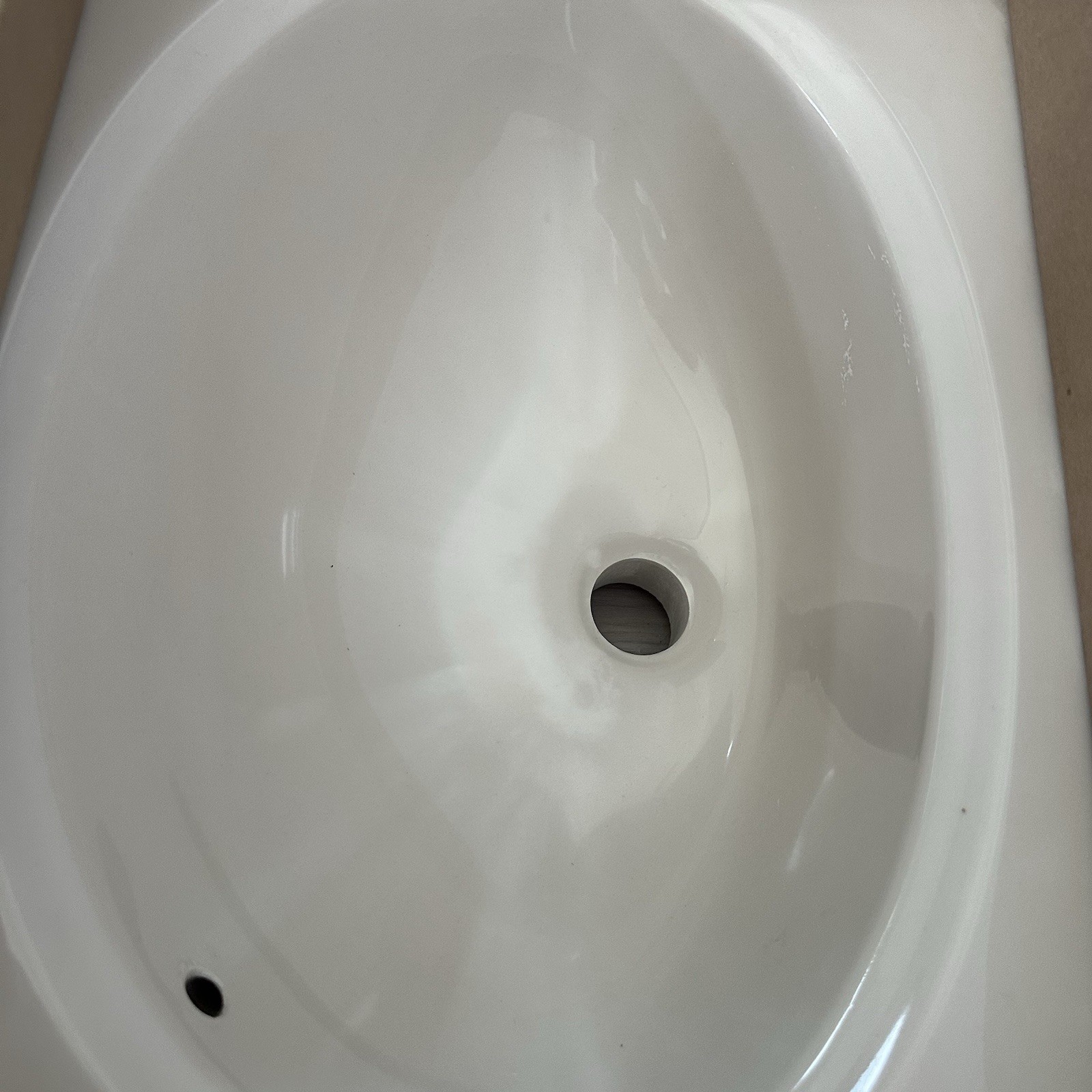 White Cultured Marble Vanity Top 19 In. X 25 In. Model Ww-1925