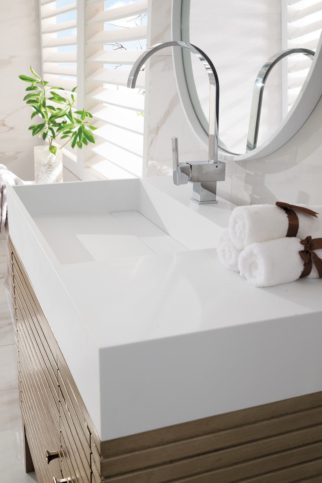 James Martin Vanities 210-V36 Linear 36″ Single Basin Hardwood – Wood