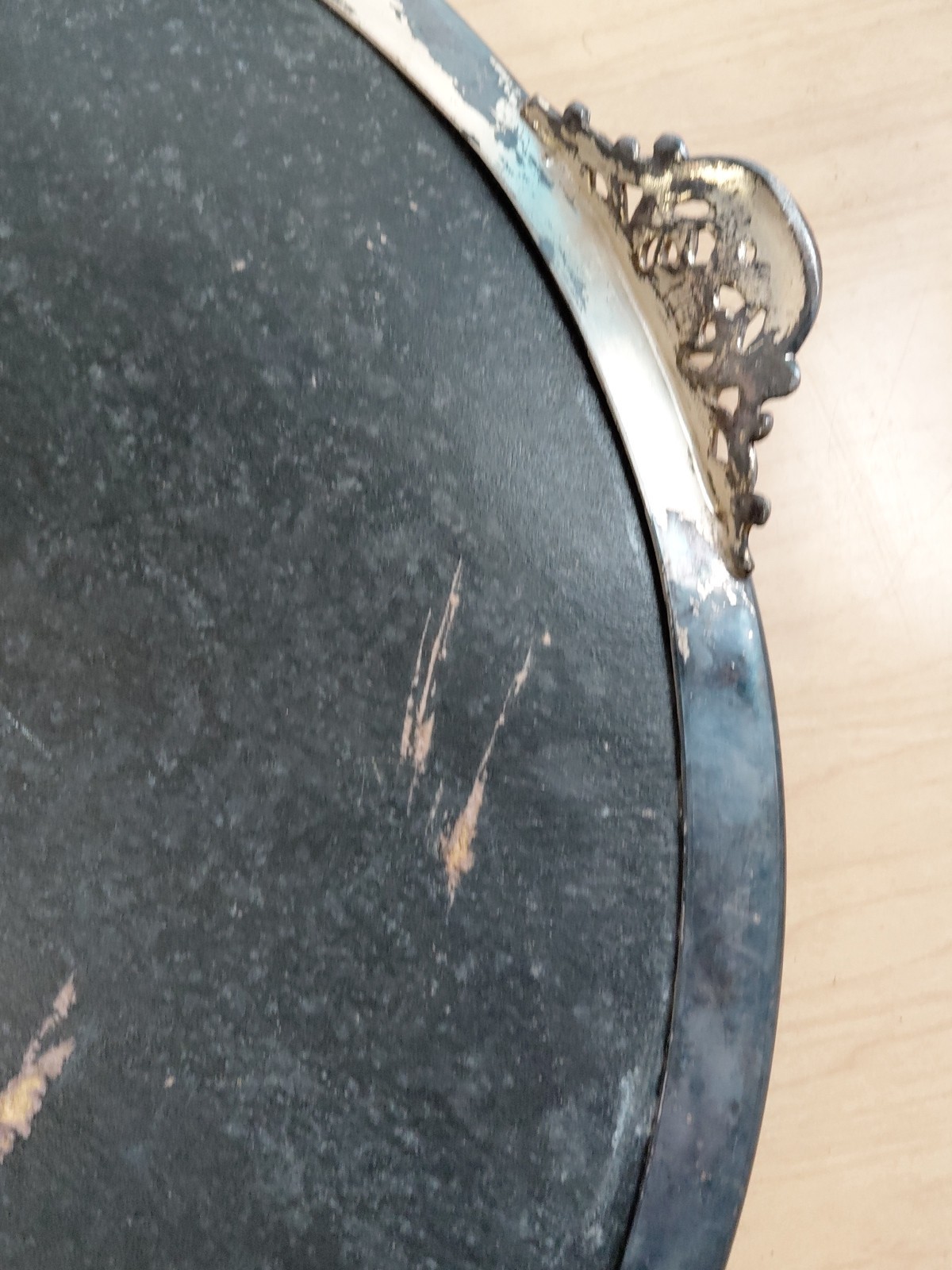 Late 19th Century Victorian Round Mirrored Vanity Plateau – 15.5″ Mirror