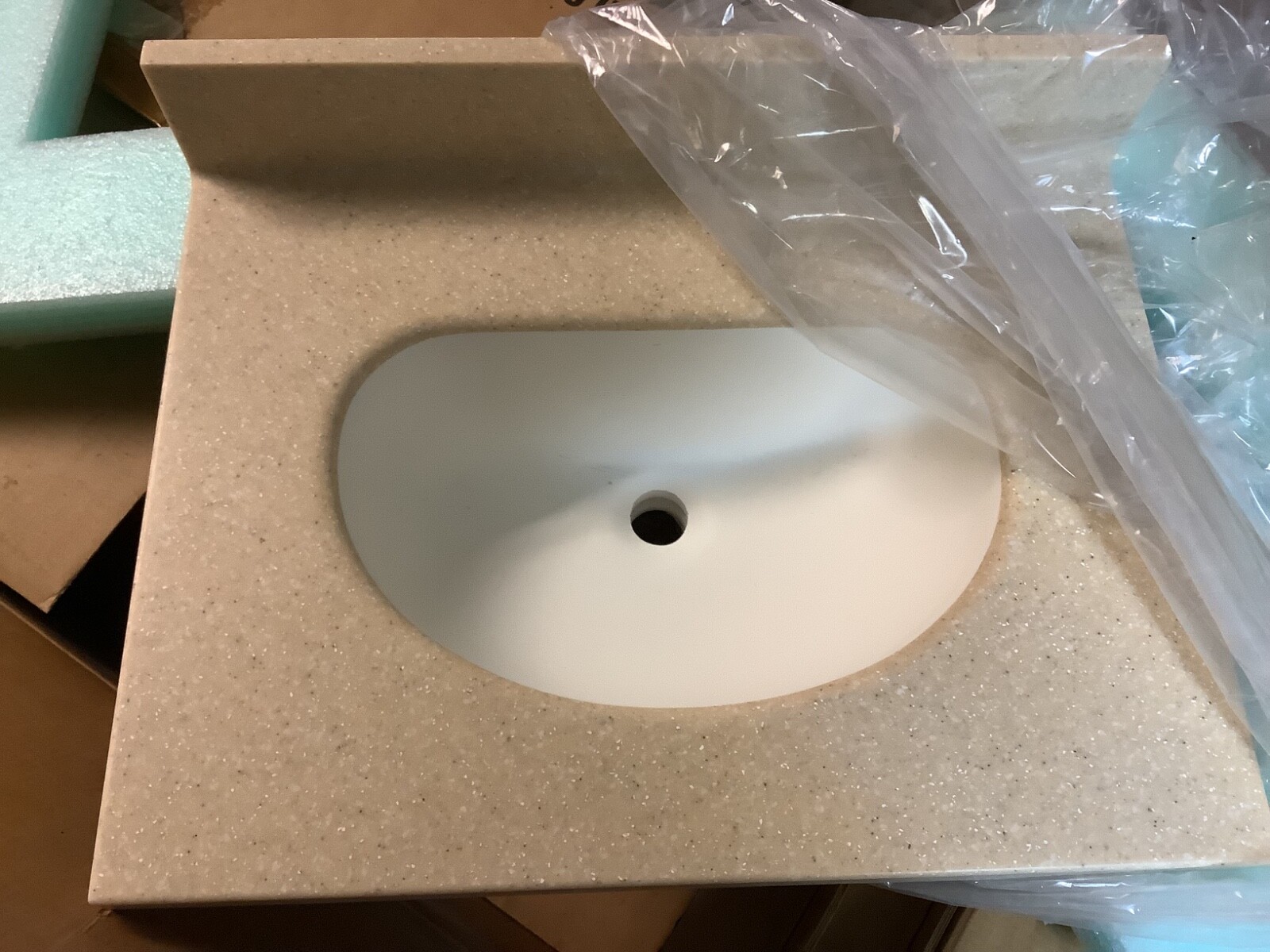 BATHROOM SOLID SURFACE TOP-25”x19” MATRIX KHAKI W/ WHITE BOWEL