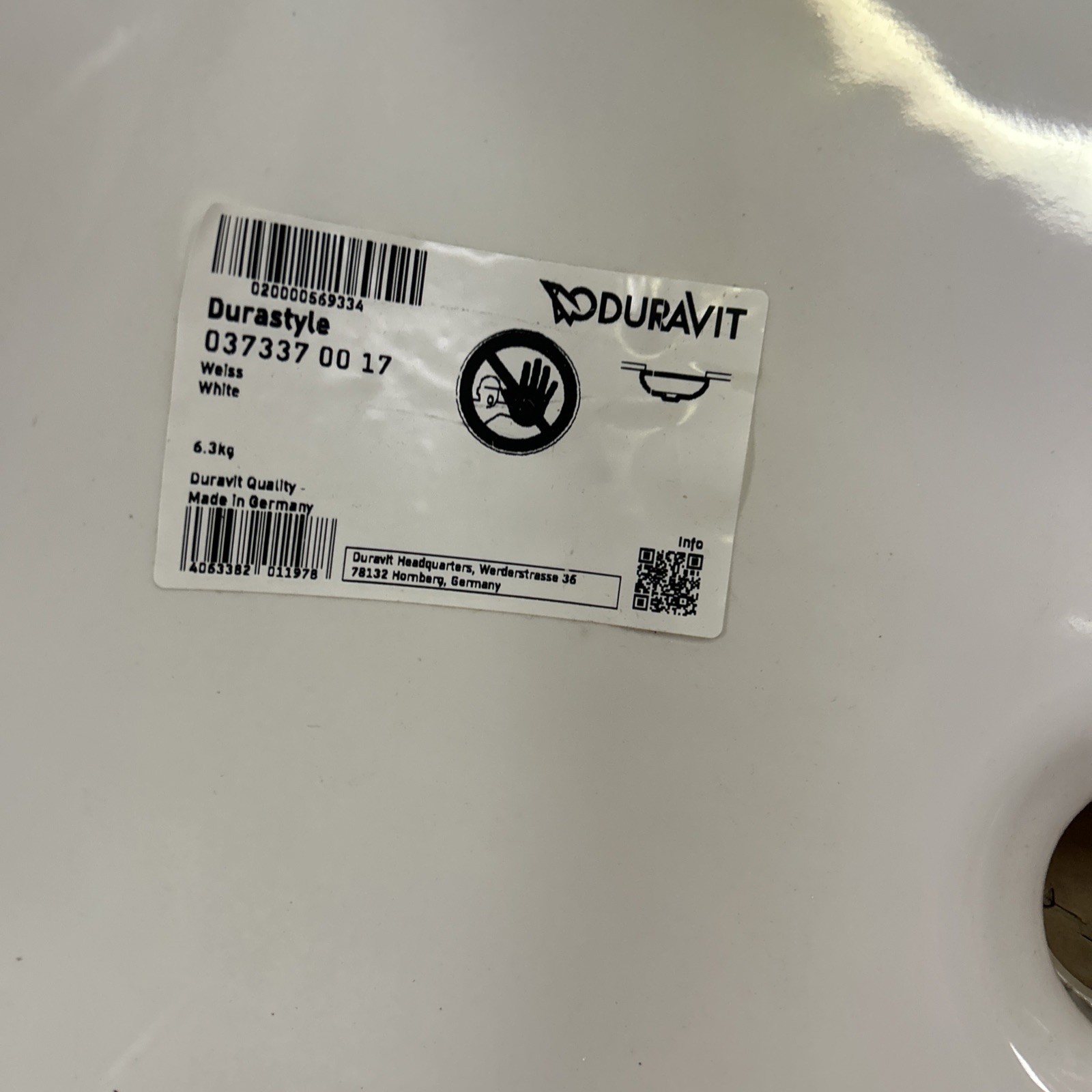 Duravit DuraStyle 15-3/4″ Square Ceramic Undermount Bathroom Sink with Overflow