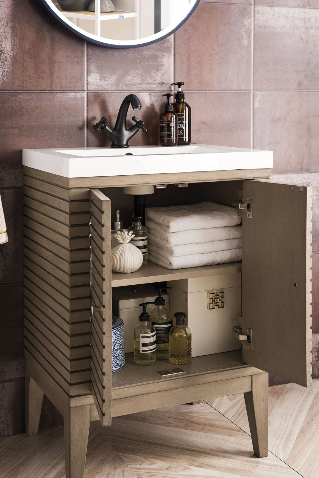 James Martin Vanities E213V24WG Linden 24″ – Wood