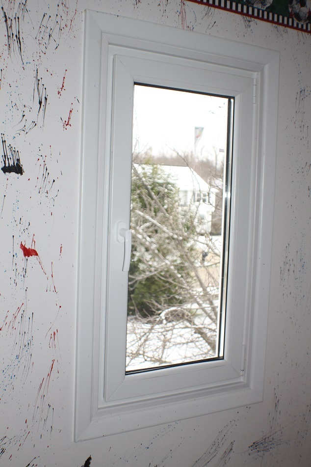 1- Tilt & Turn UPVC HIGH ENERGY EFFICIENCY CASEMENT WINDOW 29.5″x23.5″