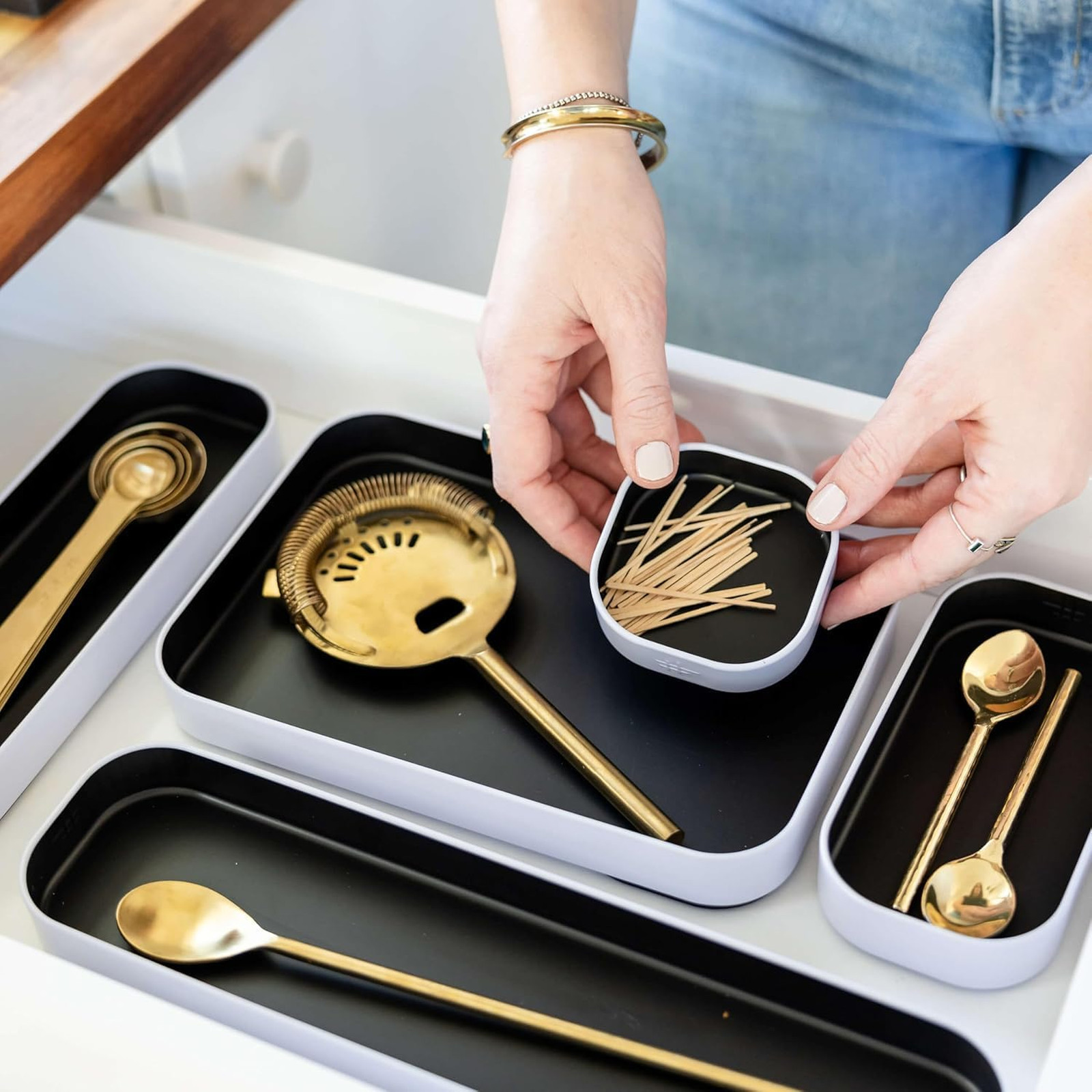 Metal Organizer Tray Set 1 Inch Deep for Makeup Stationery Kitchen Bathroom
