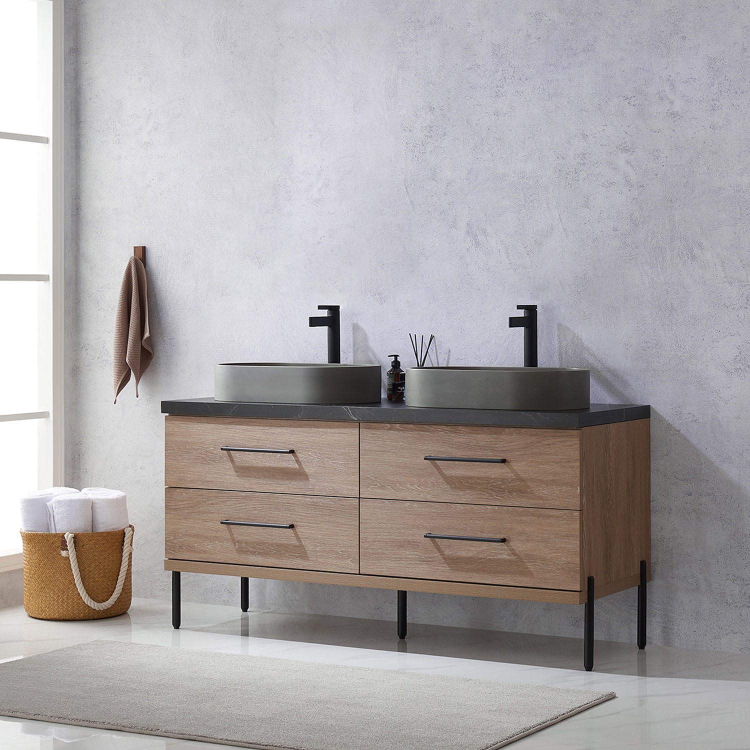 Miseno MV-NM-705160O Trento 60″ – North American Oak / Black