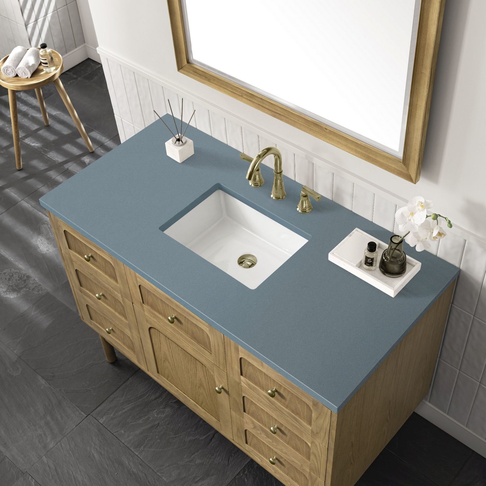 James Martin Vanities 545-V48-3CBL Laurent 48″ – Light Natural Oak