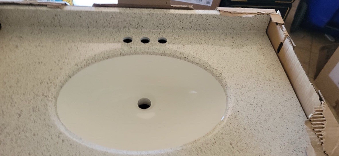 Classic Collection Amber Bath Vanity 30.5″ Solid Top W Integrated Sink & Mirror