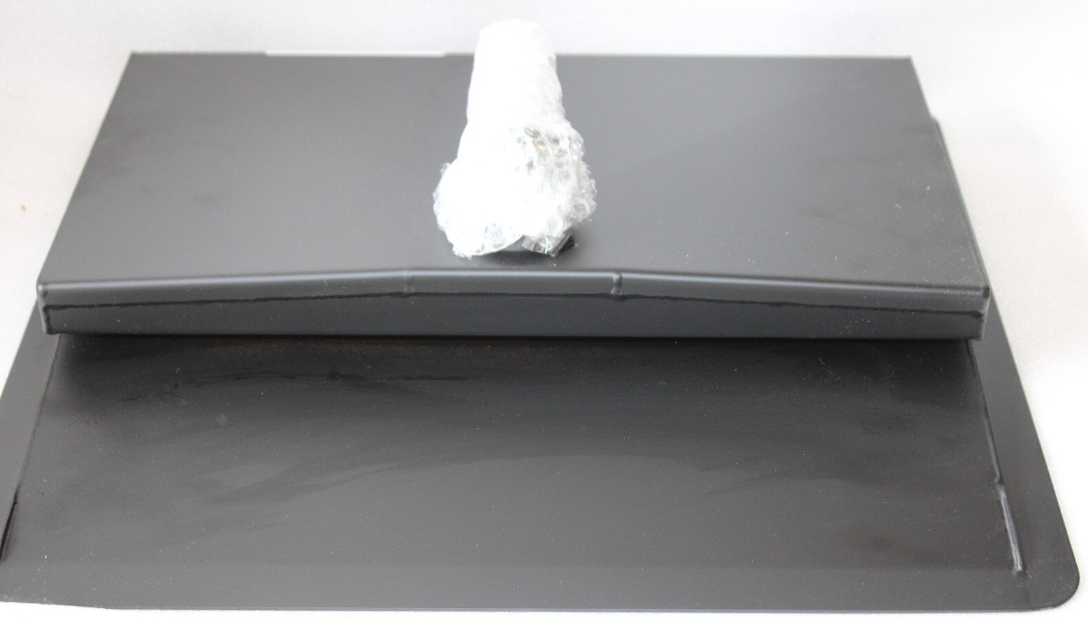 NEO METRO 3673-EG-22 – Shallow EBB Basin 19″ x 16″ Under-Mount Sink Matte Black