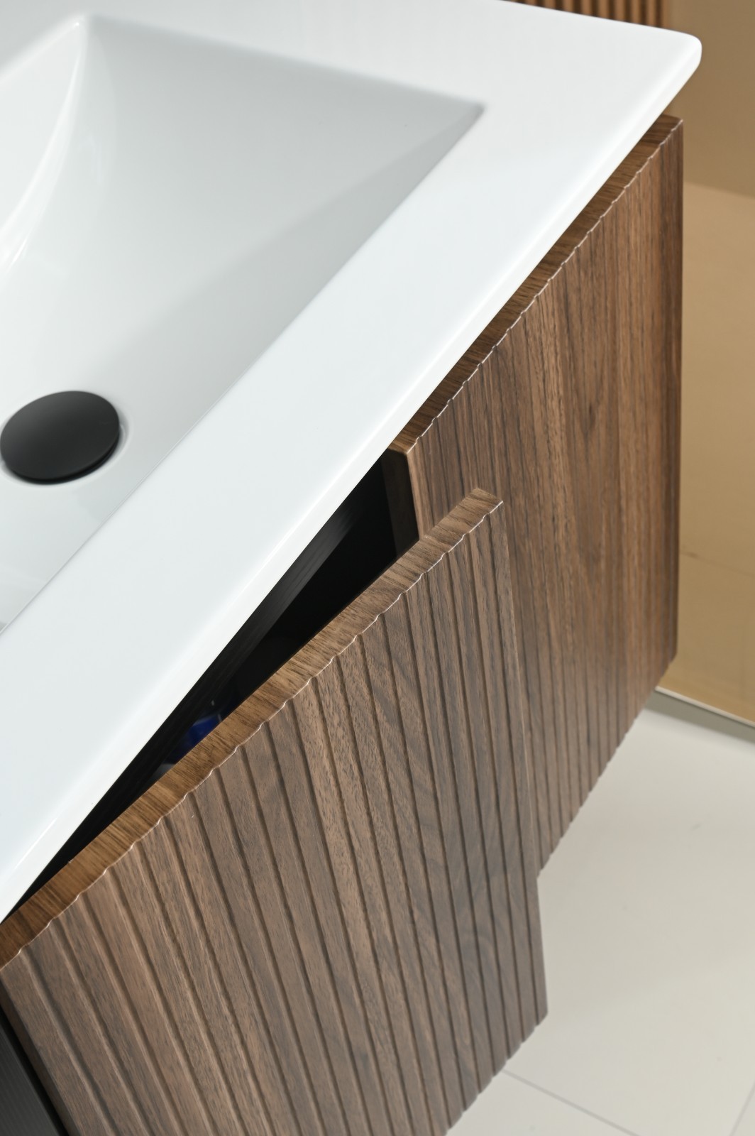 Goodyo 24 in Bathroom Vanity with Sink, Floating Wall-mount Cabinet with 2 Doors