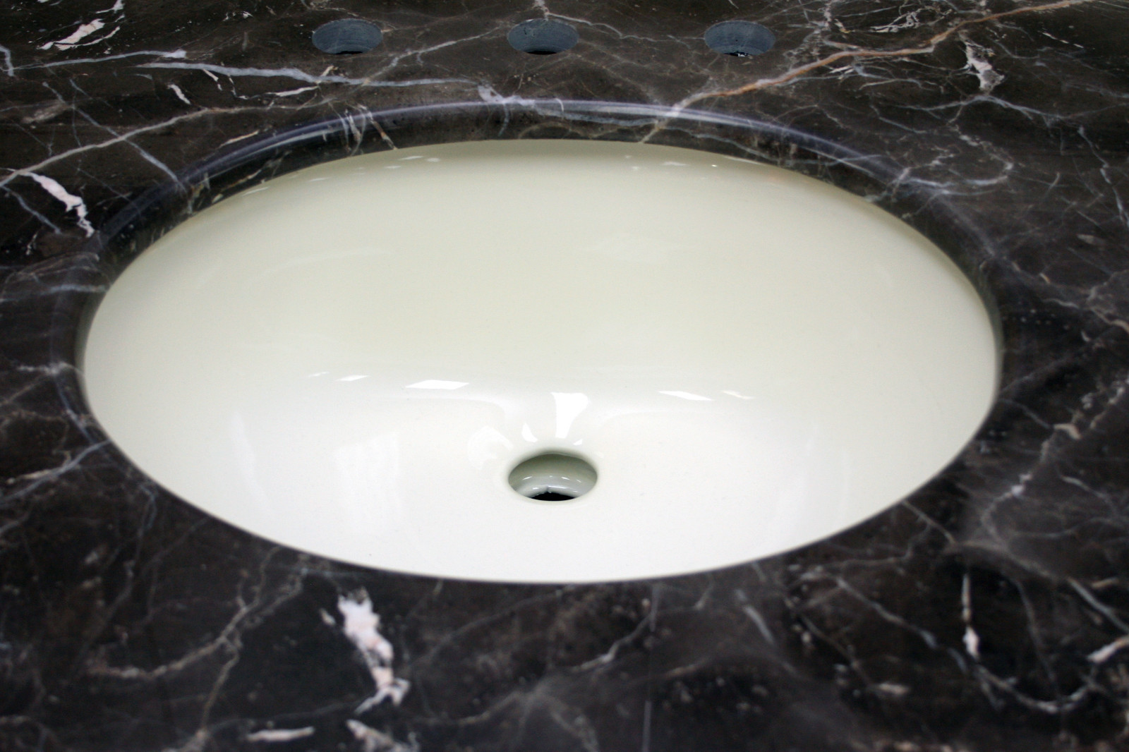 36-Inch Contemporary Style Single Sink Bathroom Vanity Model 2414-F MXC