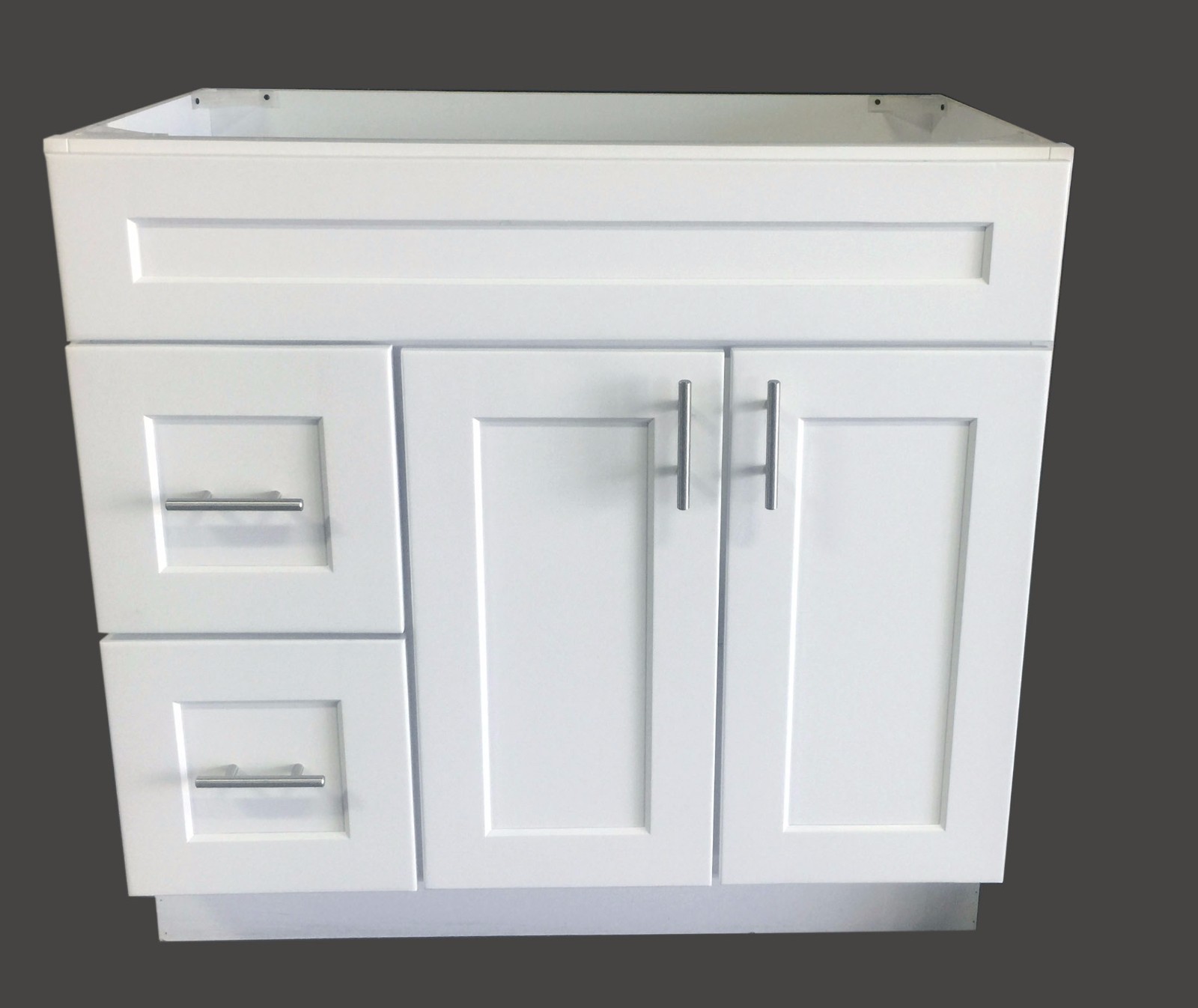 New White Shaker Single-sink Bathroom Vanity Base Cabinet 36″ Wide x 21″ Deep