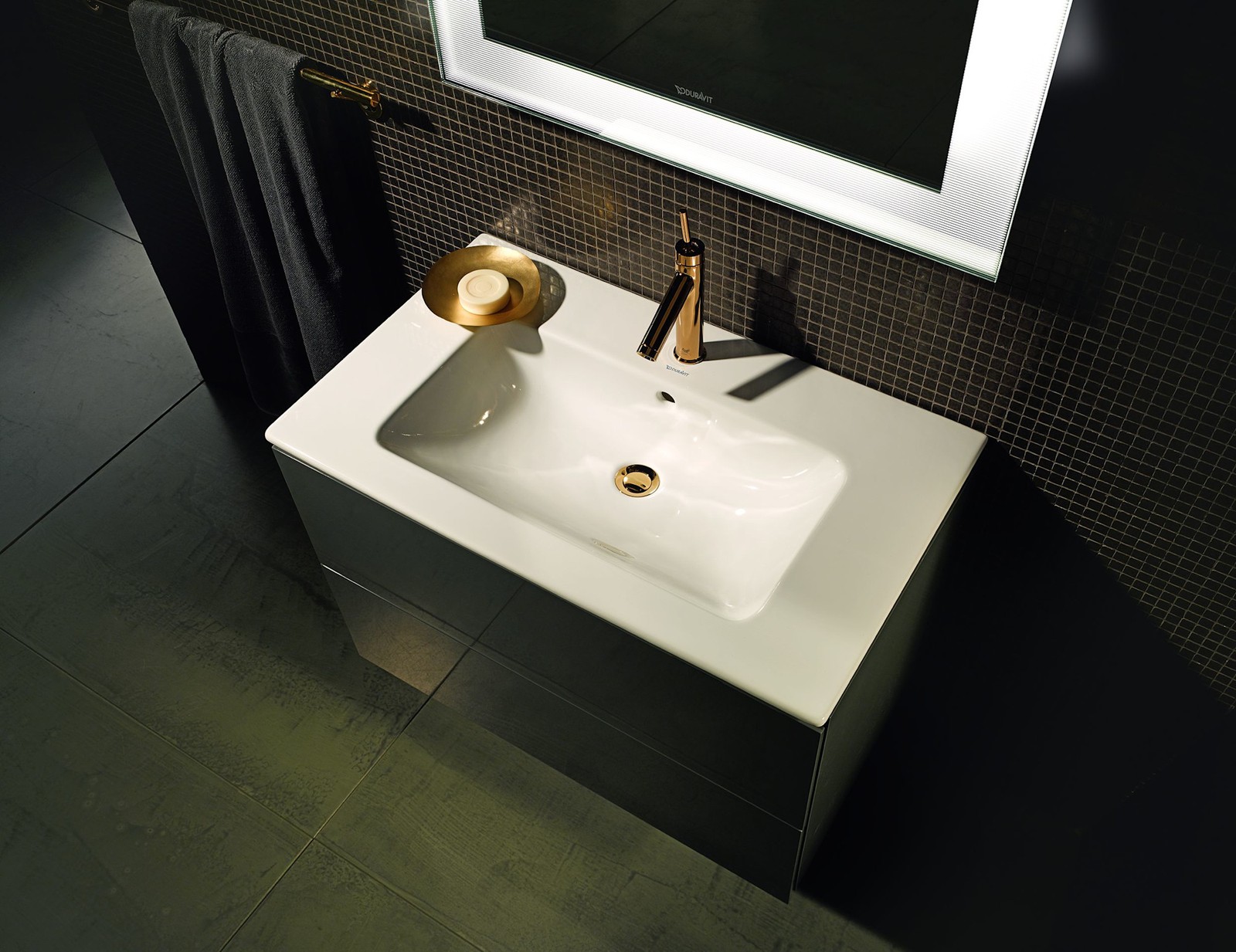Duravit 233683-1HOLE ME by Starck 19″ Ceramic Vanity Top – White