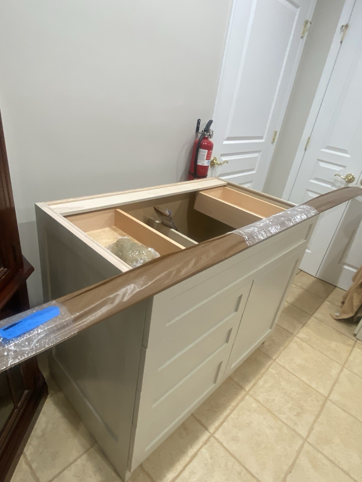 Bathroom Vanity Unit And Cabinet