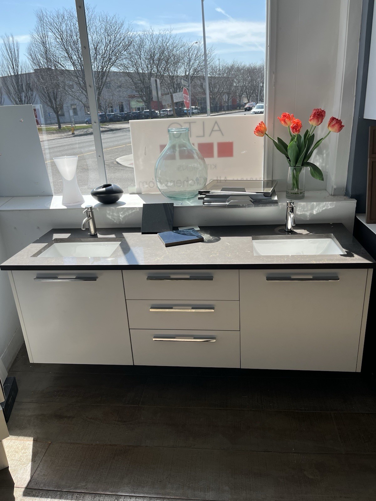 Floating Vanity With Double Sink Blum Drawers Showroom Display Model White Acrlc