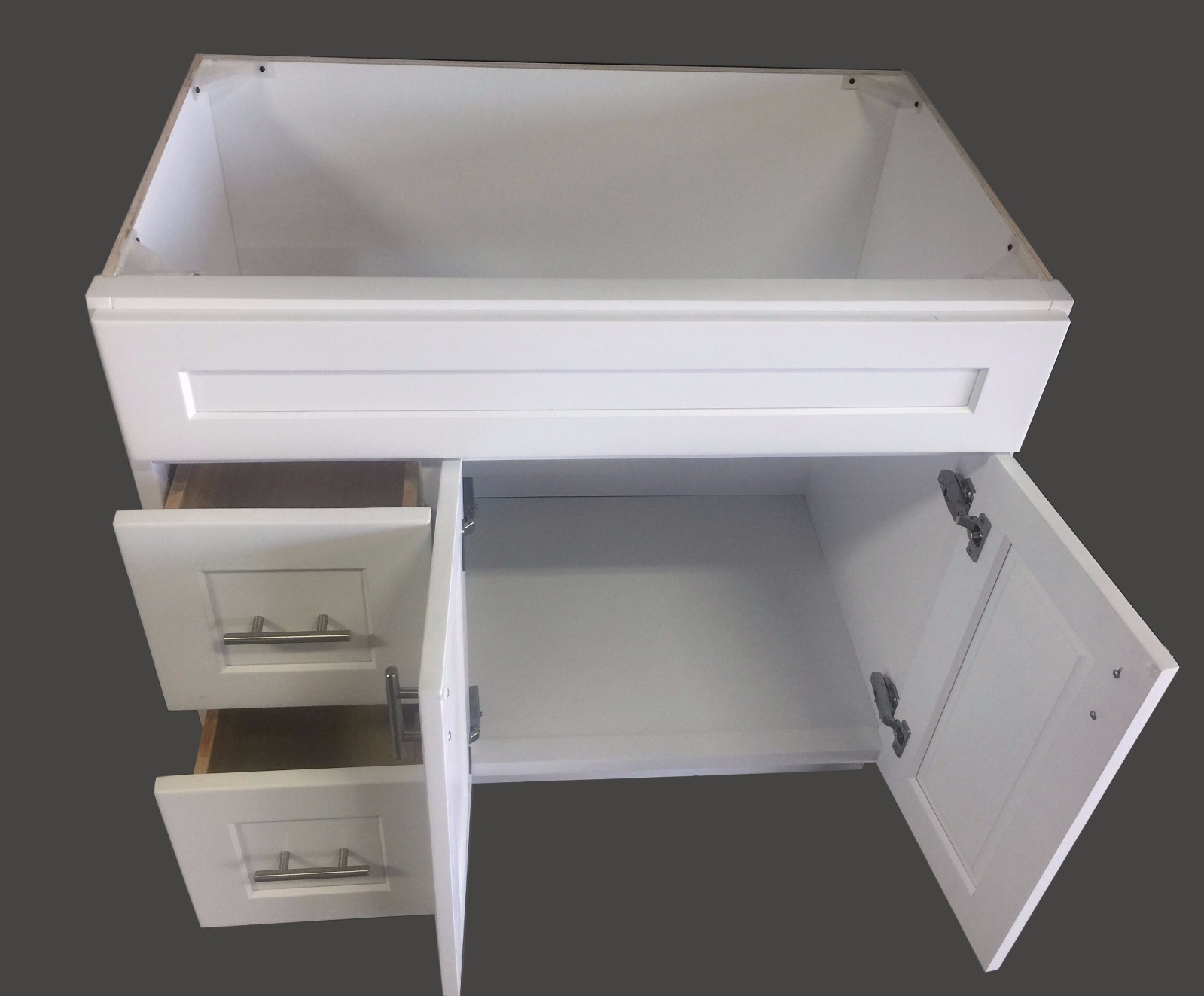 New White Shaker Single-sink Bathroom Vanity Base Cabinet 36″ Wide x 21″ Deep