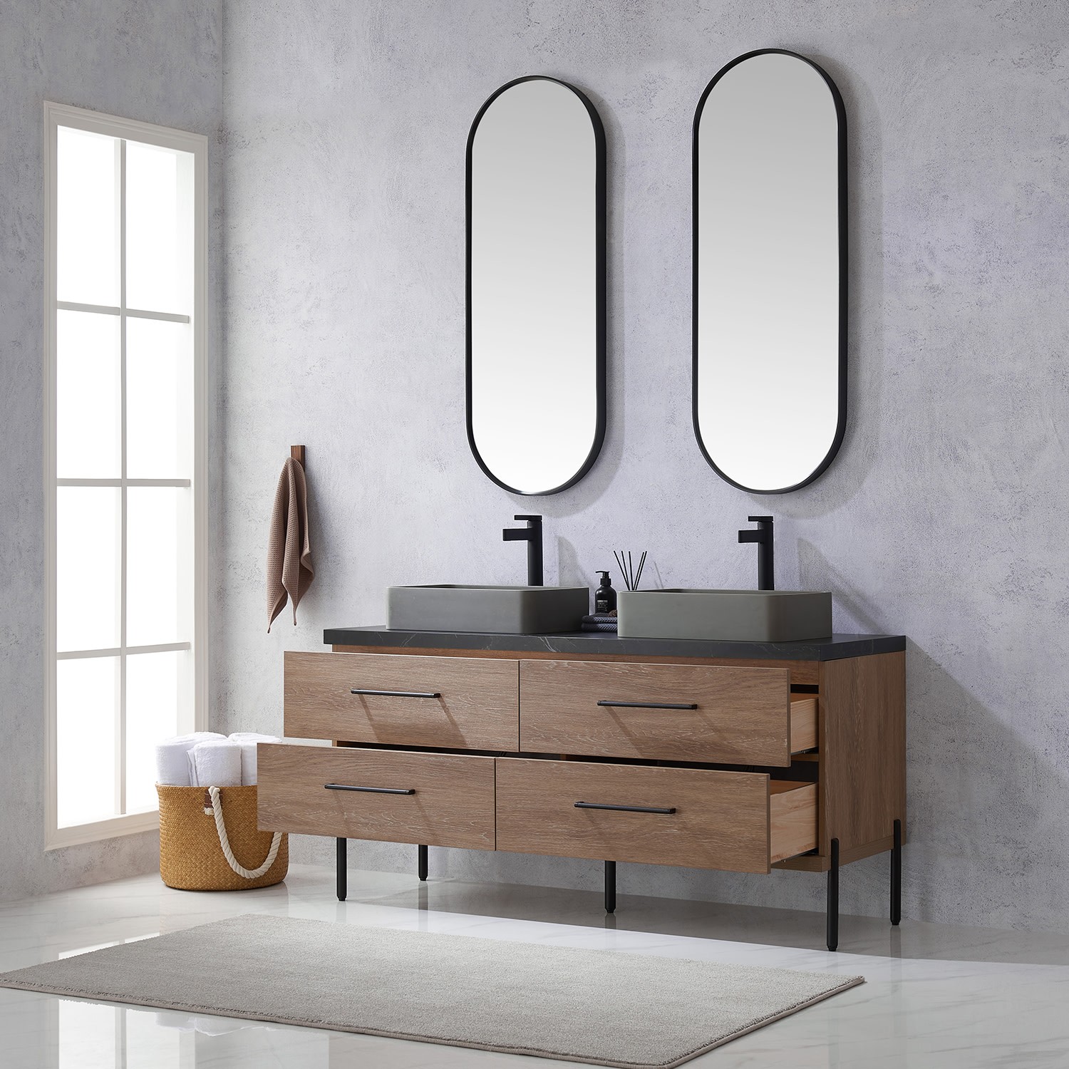 Miseno MV-705160S Trento 60″ – North American Oak / Black