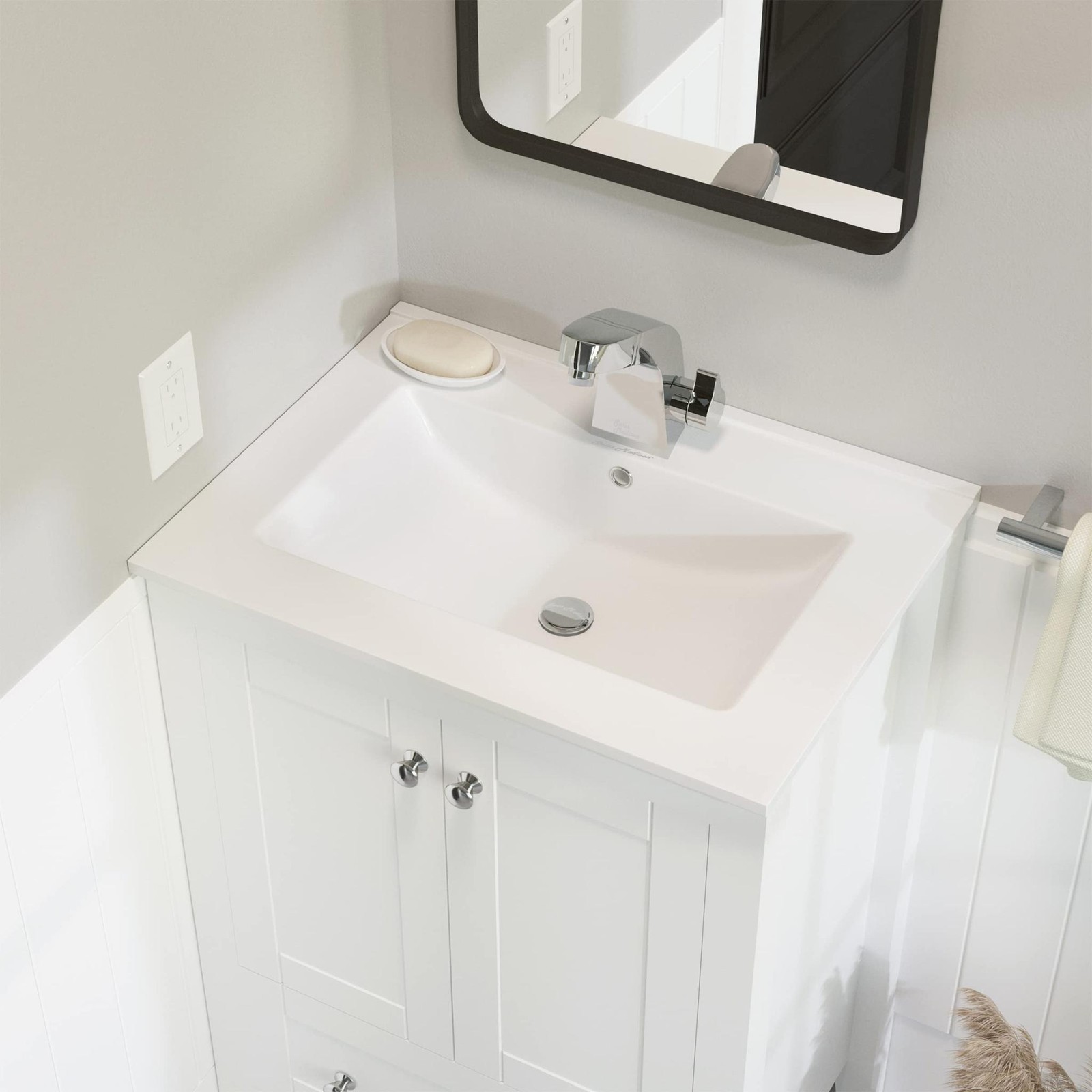 24 in White Ceramic Bathroom Vanity Top with Integrated Sink, Single Faucet Hole